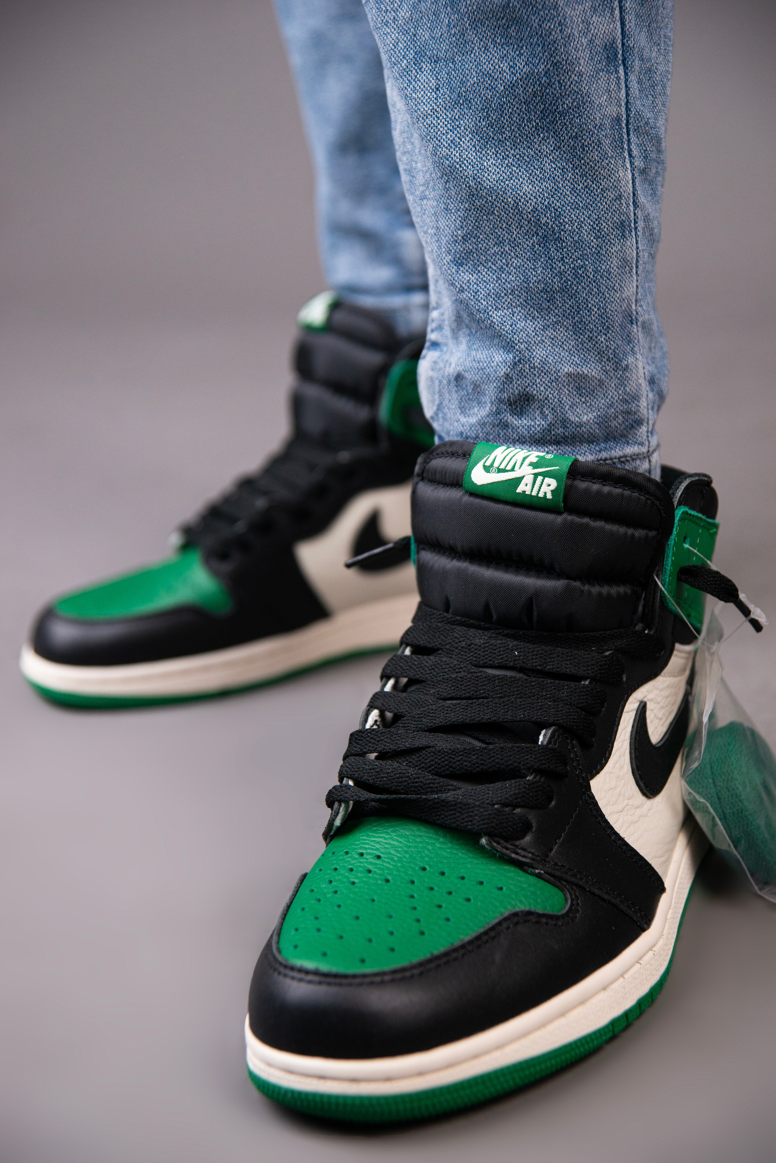 Кроссовки. Ксения Glossa. Портретный и репортажный фотограф в Самаре