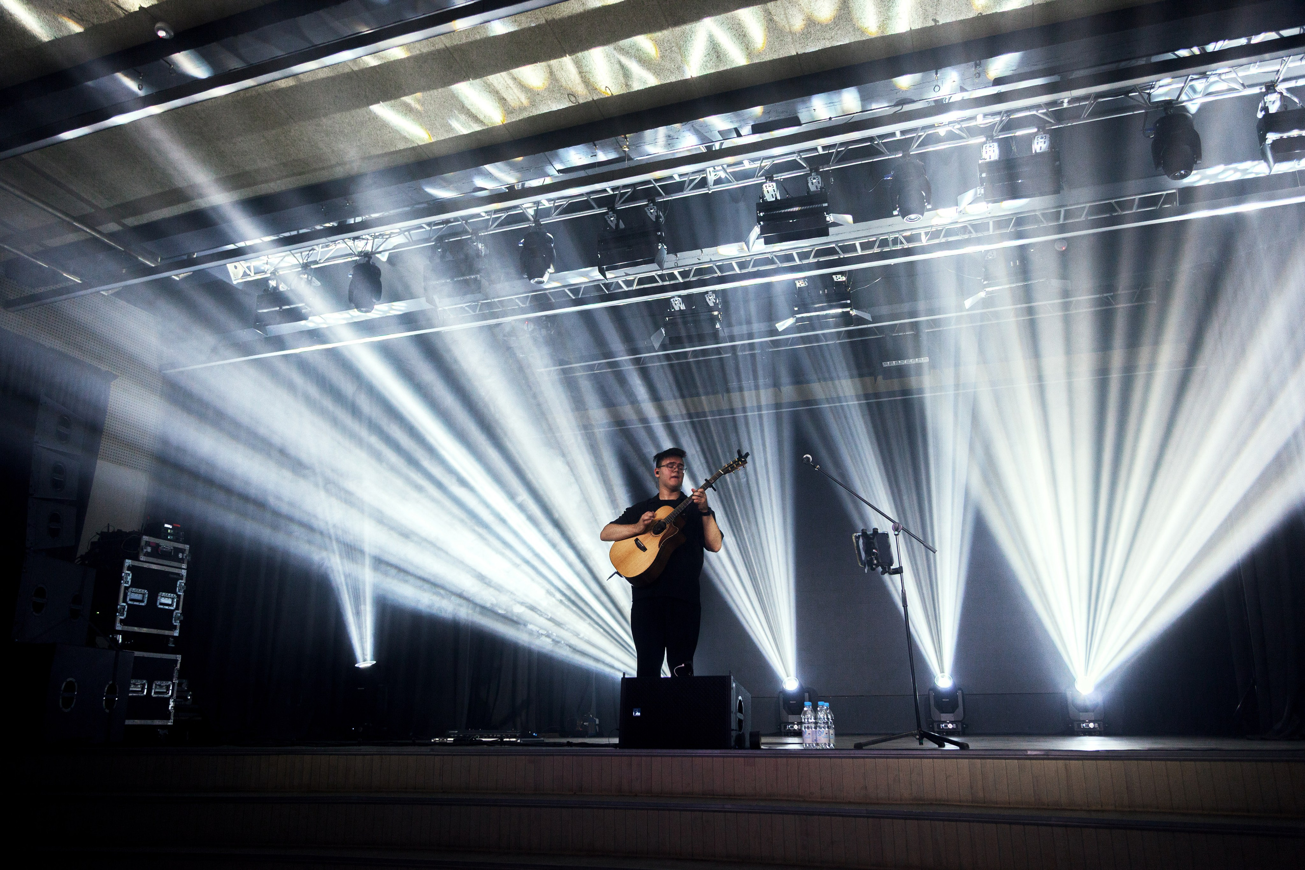 Дамир. Сольник Ноябрь 2025. Design Muginov