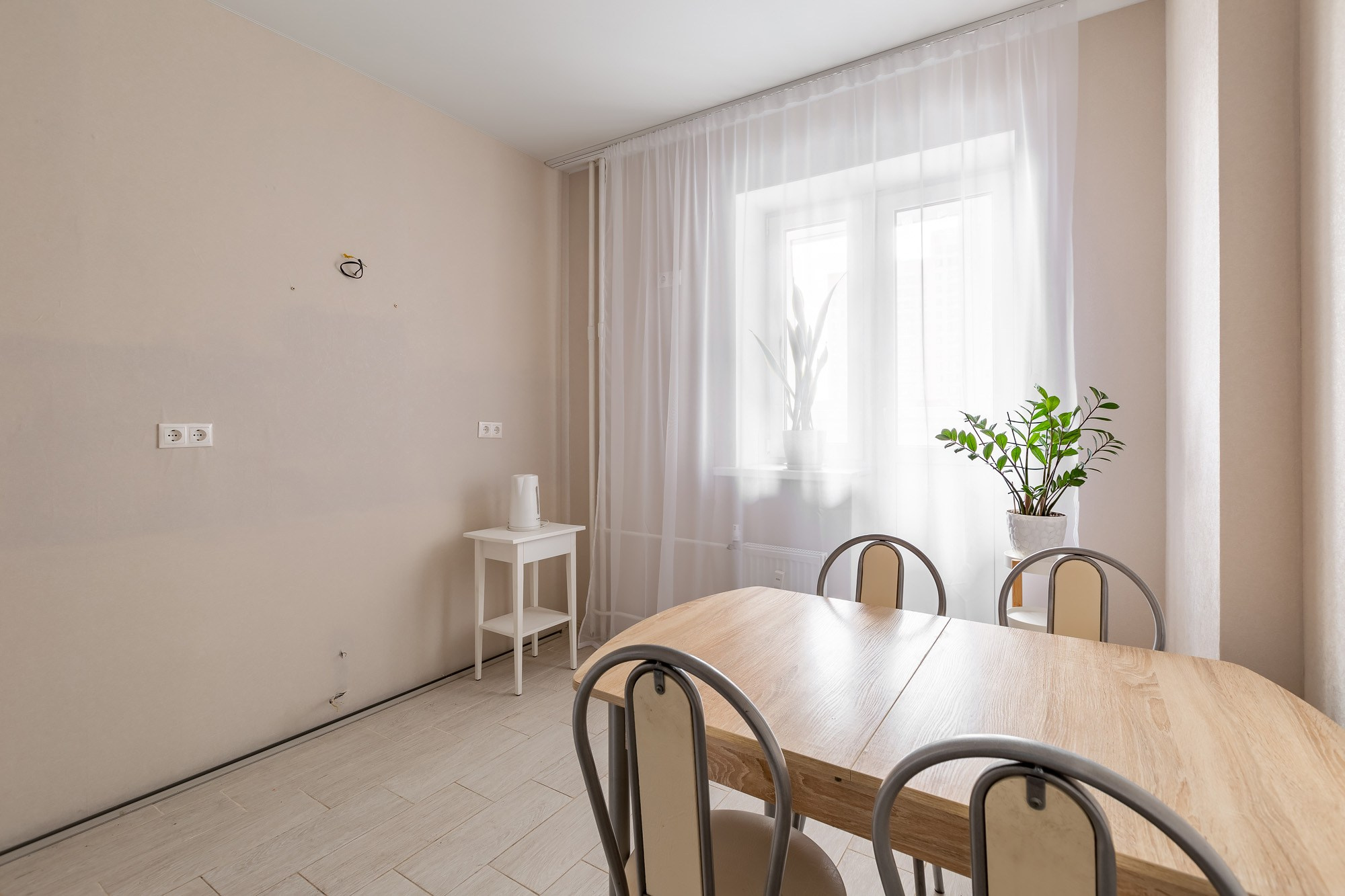 Домодедово. Квартира в теплых тонах на продажу. Интерьерный фотограф в Крыму