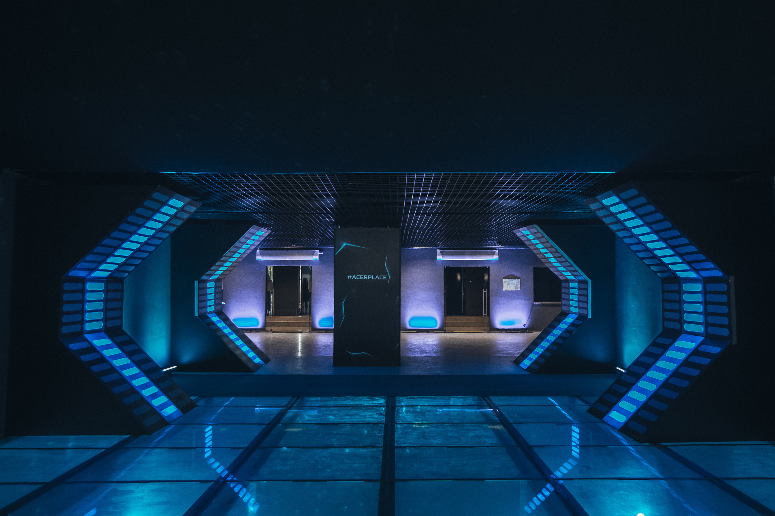 Acer presentation. OOPS TEAM