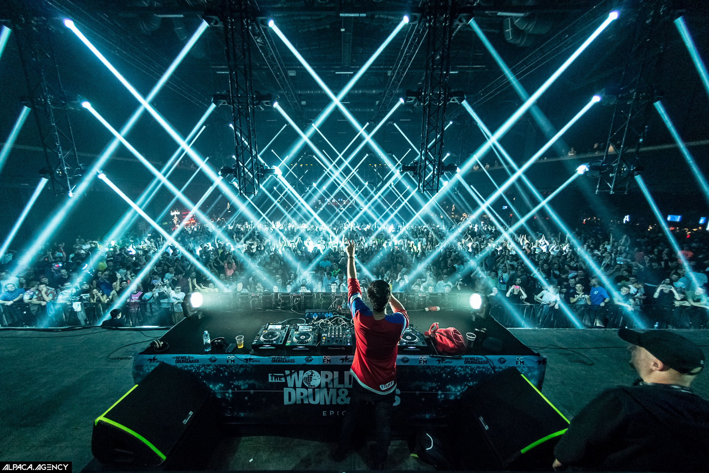 World of Drum&Bass: Epic / 2019. OOPS TEAM