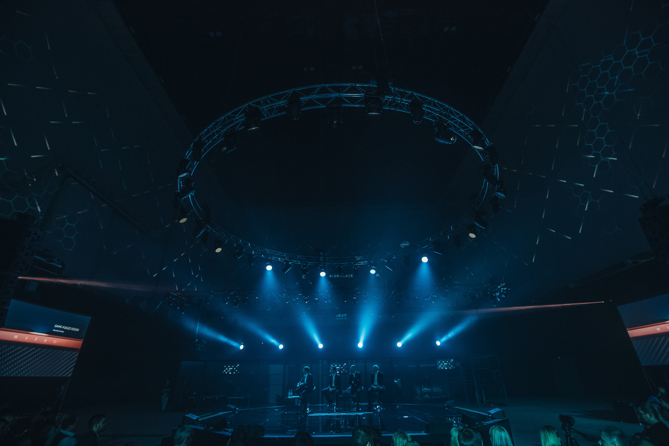 Acer presentation. OOPS TEAM