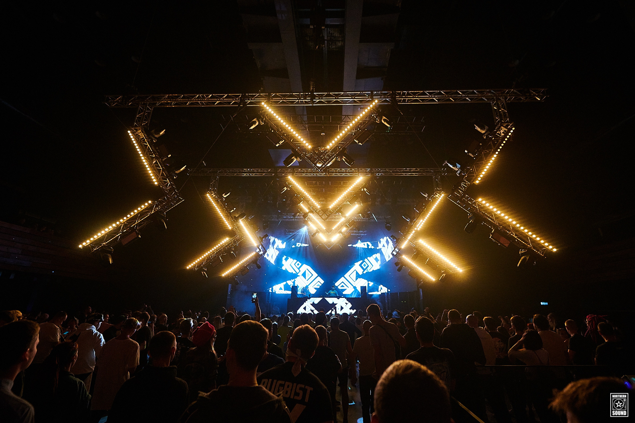 UNDER PRESSURE / Шоу «ENIGMA» / 2019. OOPS