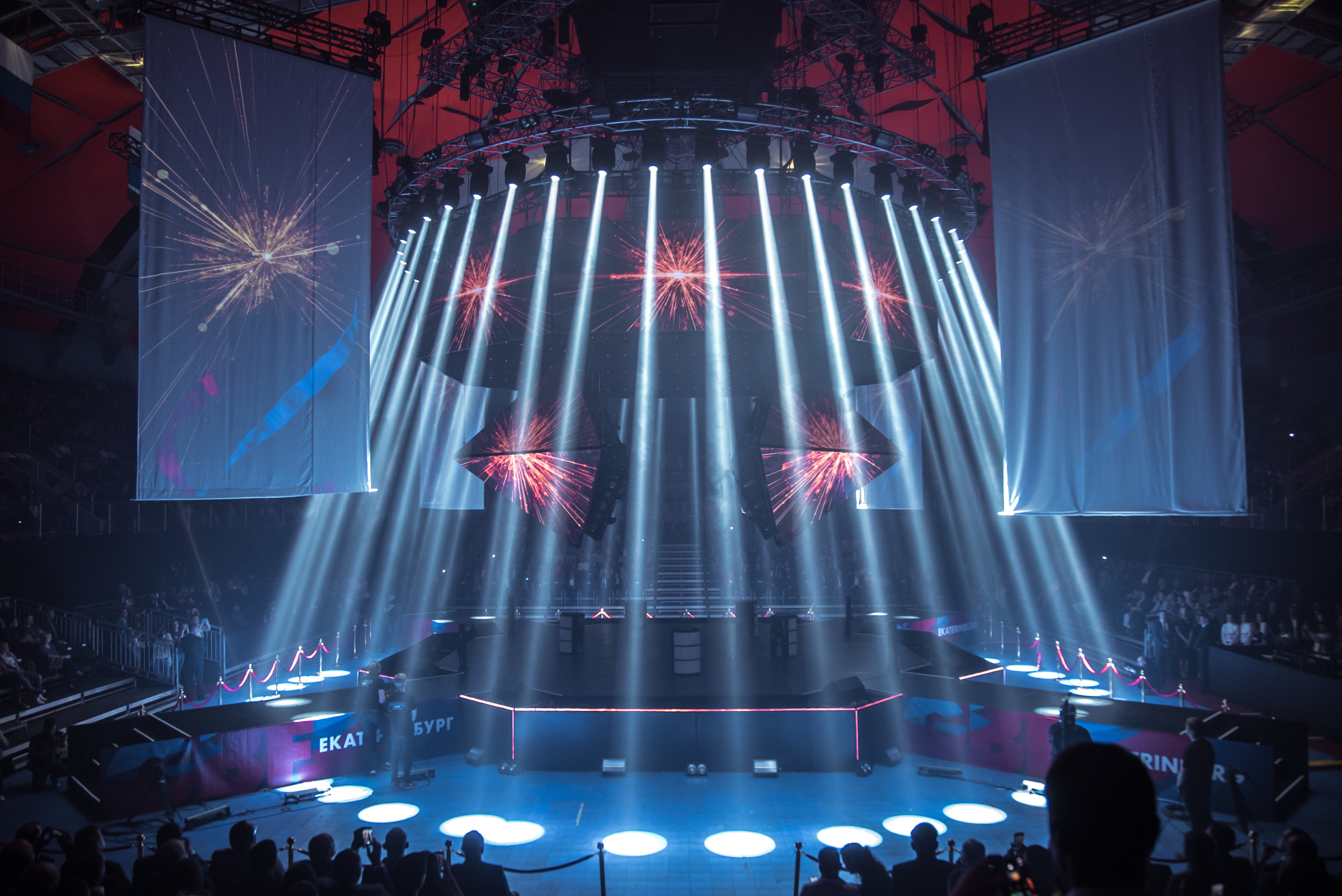 Дизайн для Боксерского форума в екатеринбурге. OOPS