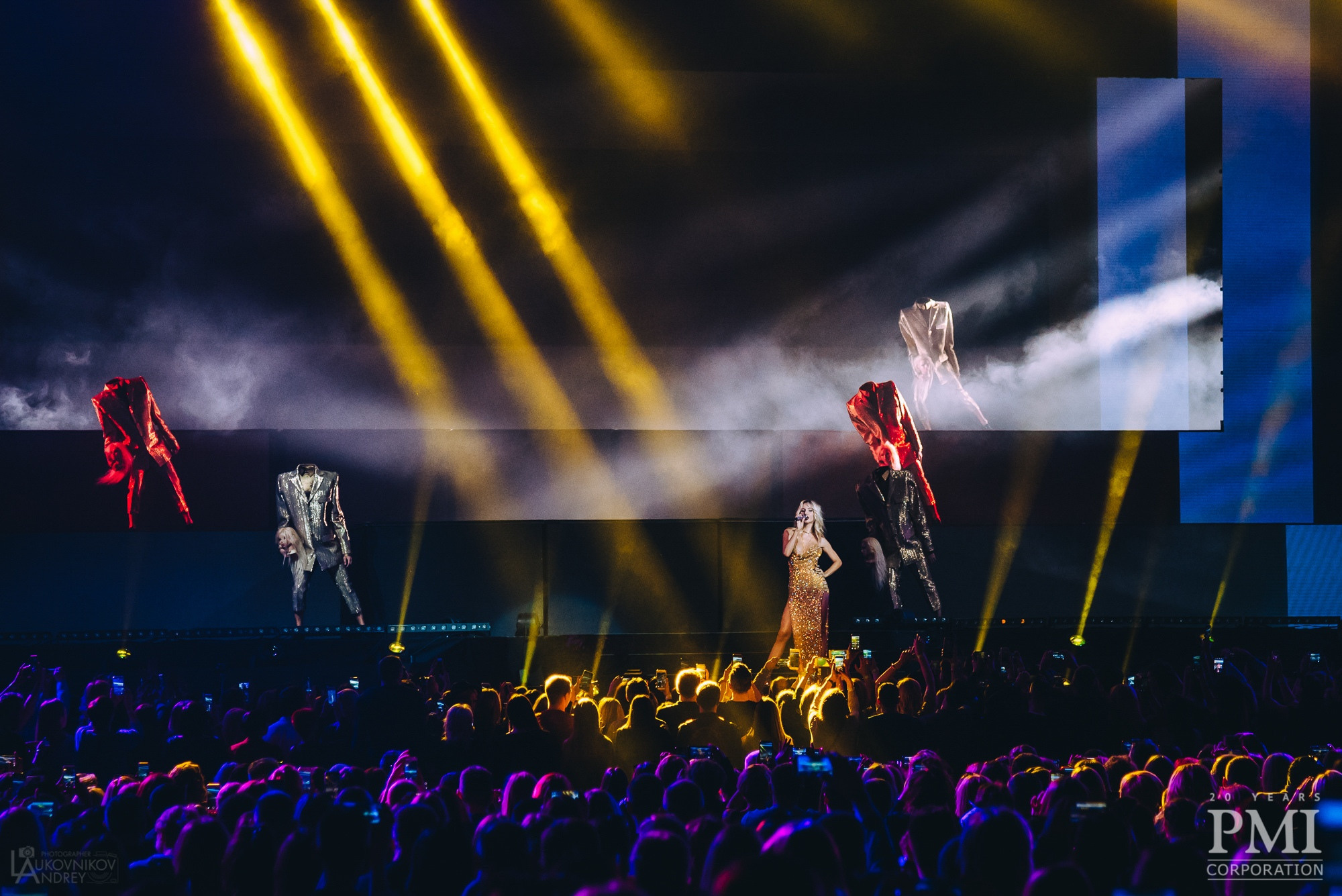 LOBODA / Show “SUPERSTAR” / 2019. OOPS TEAM