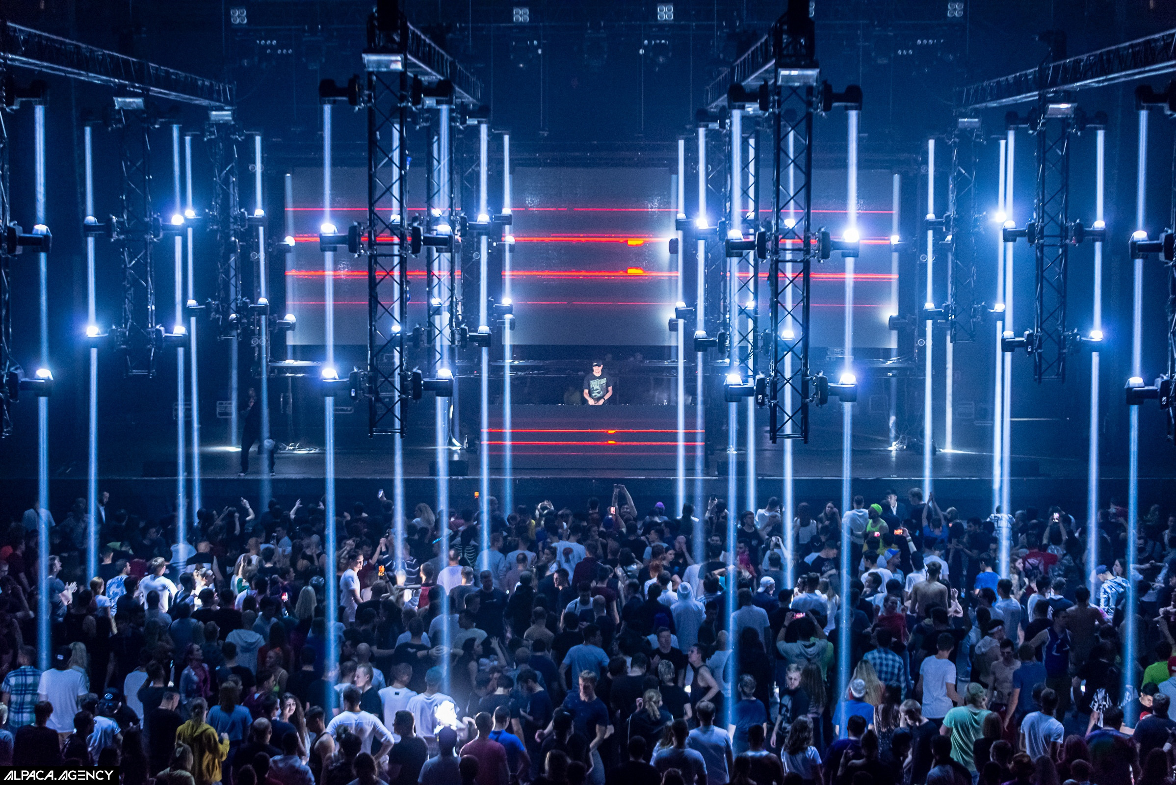 World of Drum&Bass: Epic / 2019. OOPS TEAM