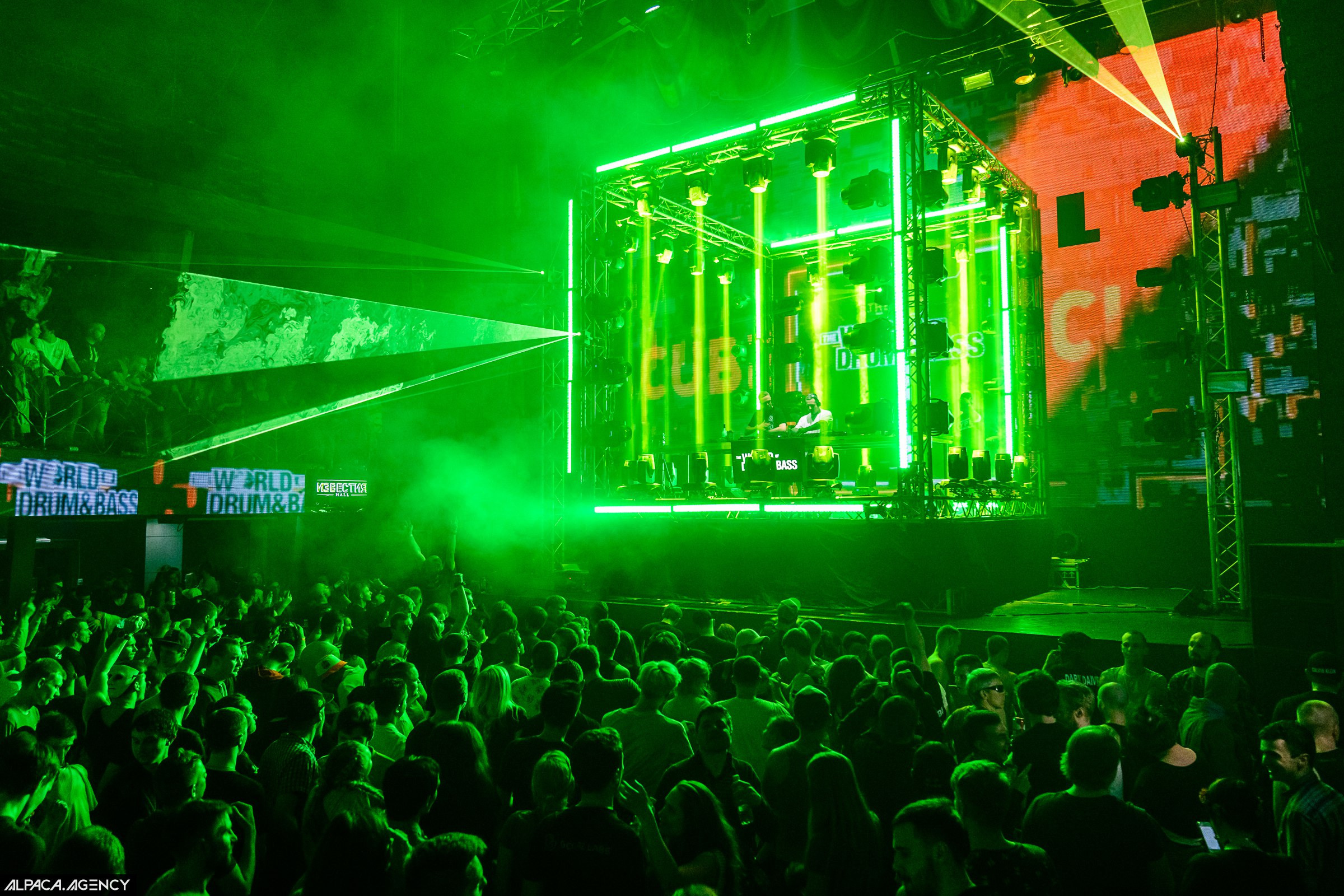 World of Drum&Bass: The Cube. OOPS