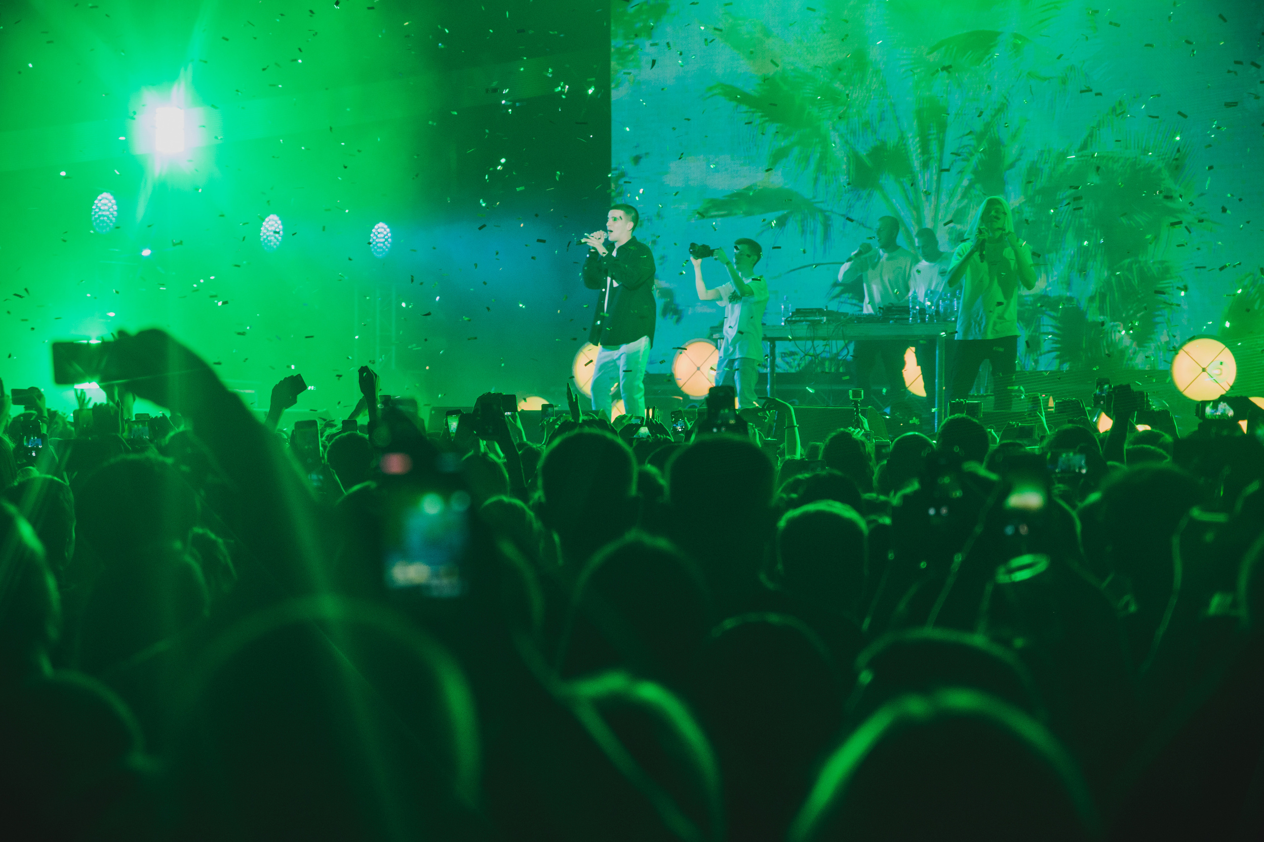 FEDUK / “One love” / 2018. OOPS TEAM