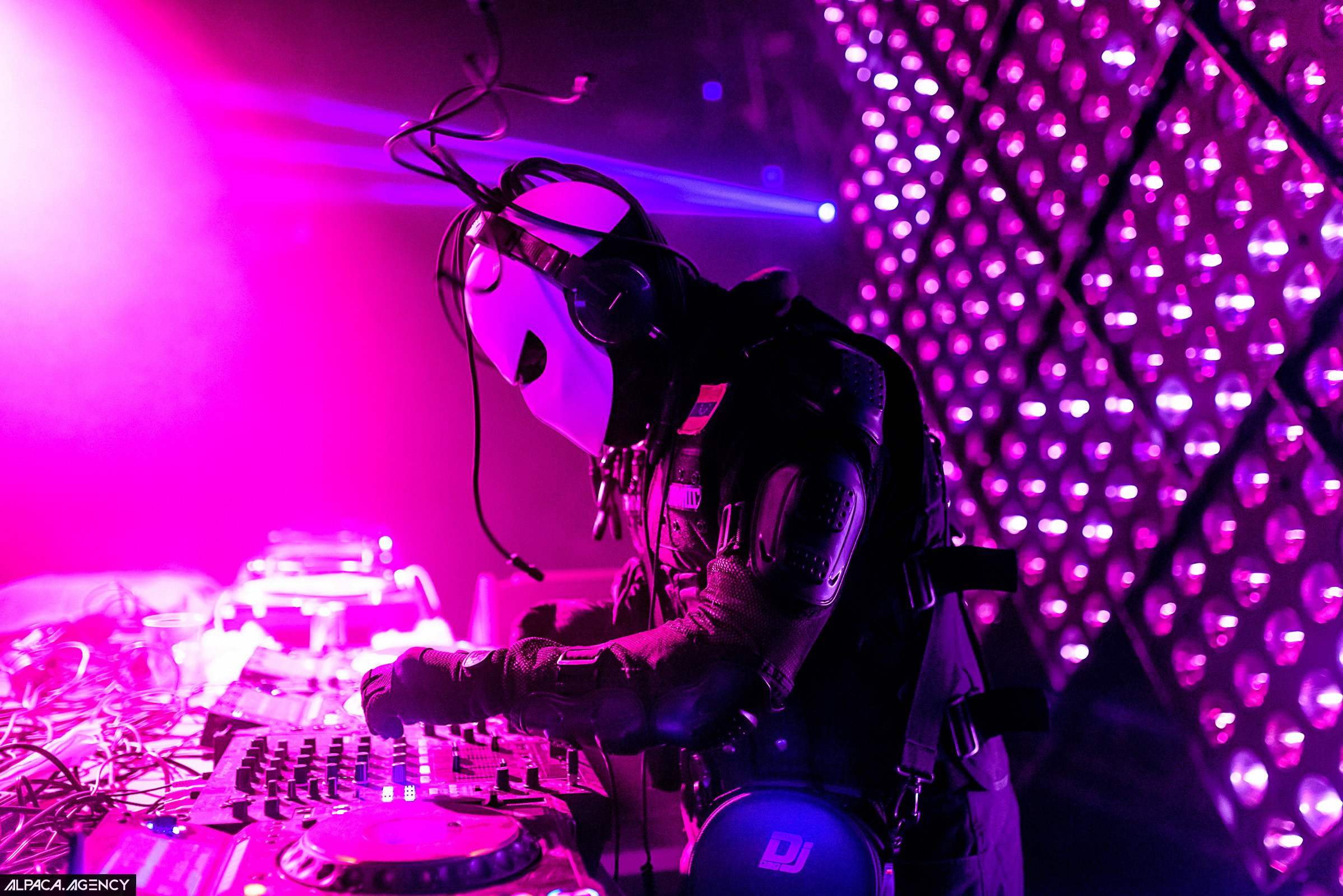 World of Drum&Bass: 10 Years in Moscow. OOPS TEAM