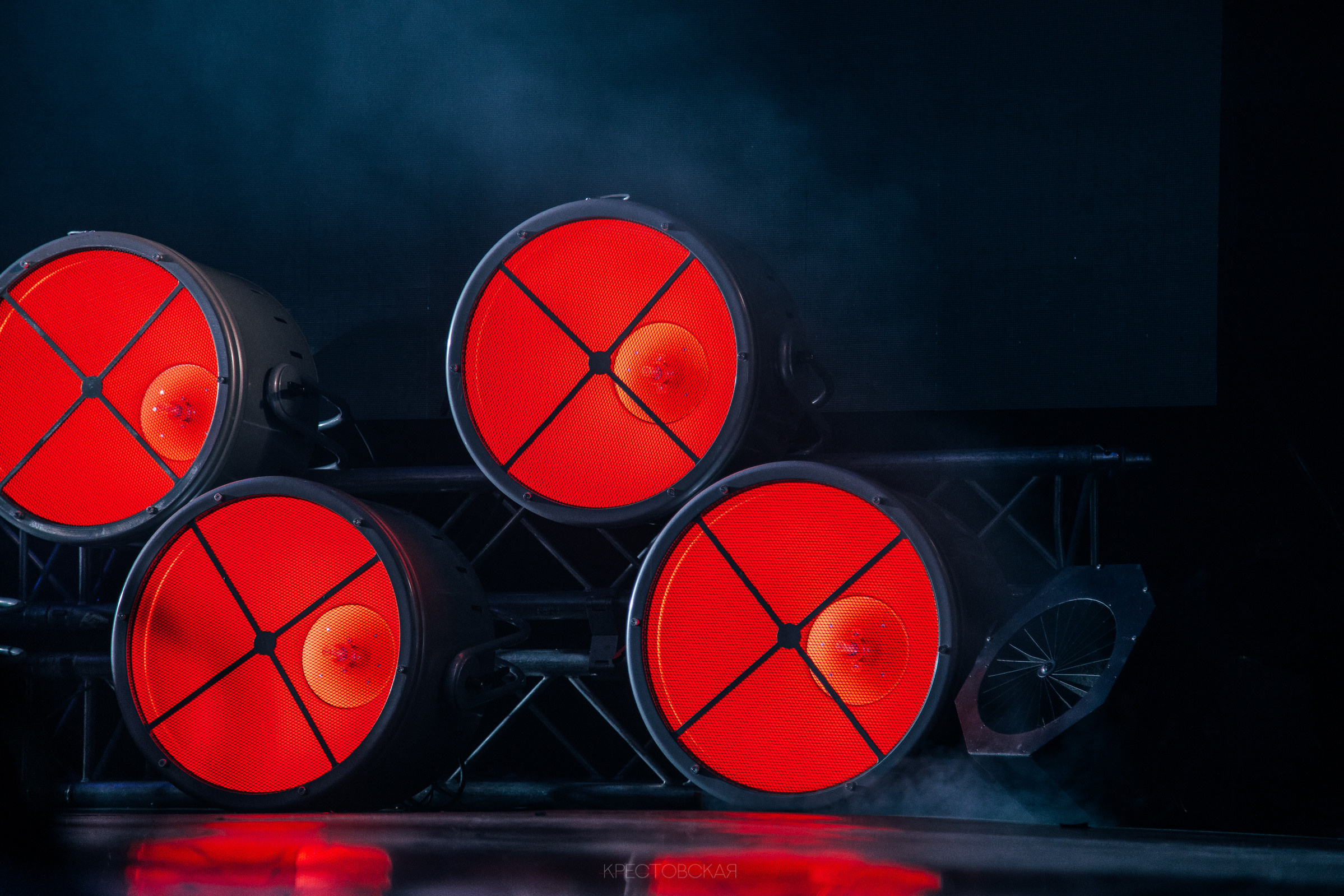 FEDUK / “One love” / 2018. OOPS TEAM