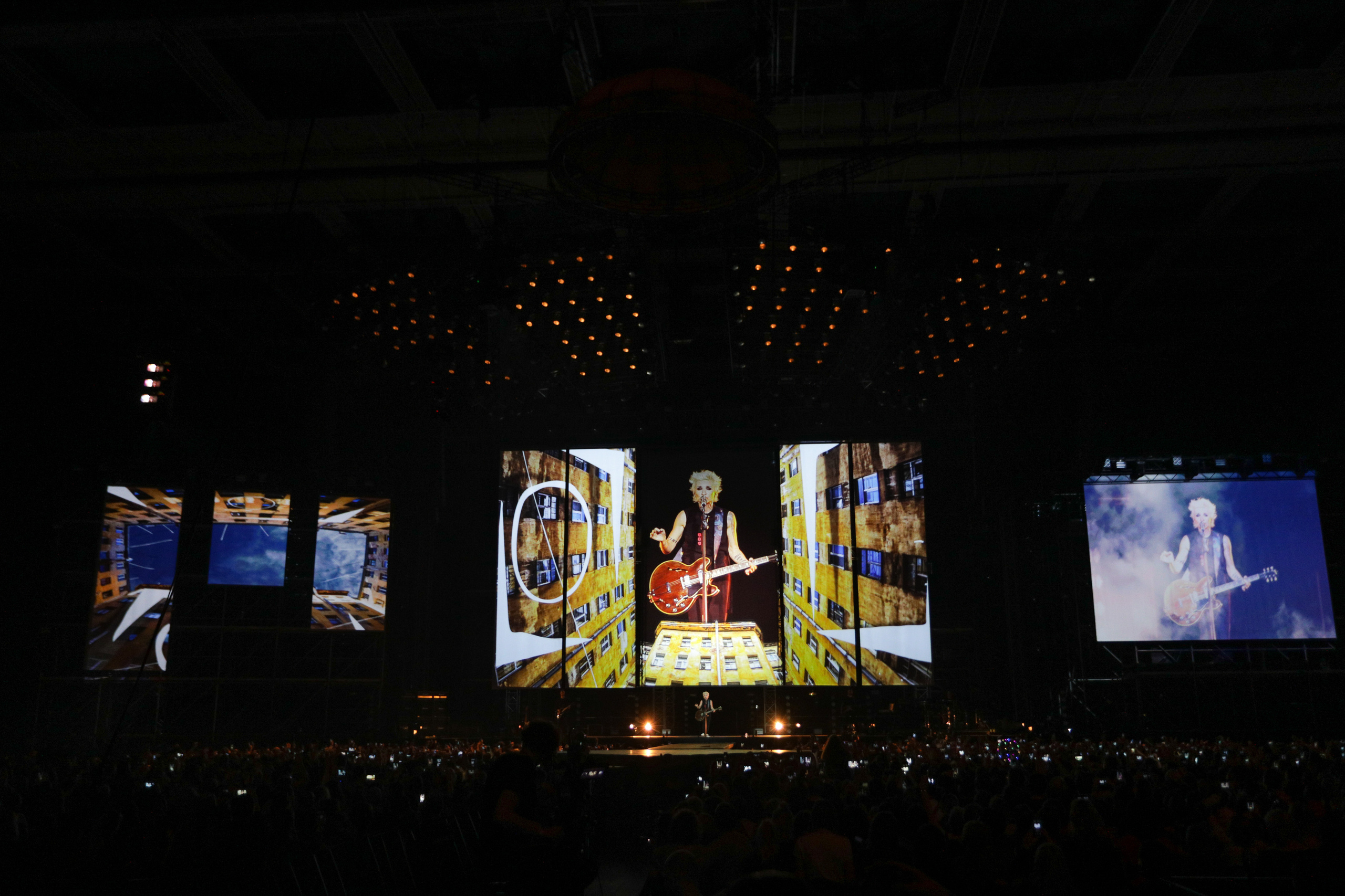 “First Quarter” anniversary concert of Diana Arbenina and “Night Snipers” / 2019. OOPS TEAM