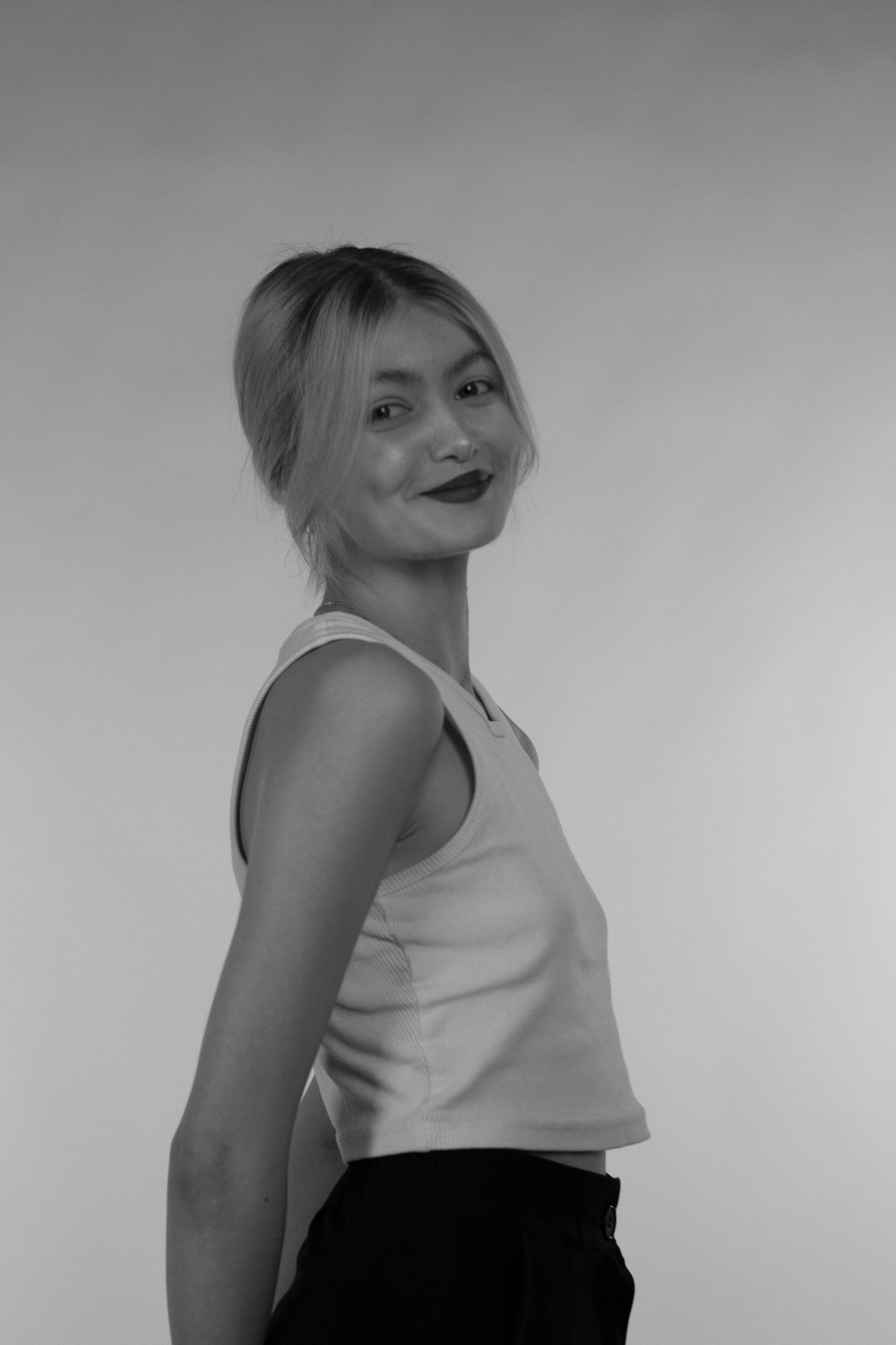 Лина фотостудия чб. Креативный фотограф Нижний Новгород Никита Корольков