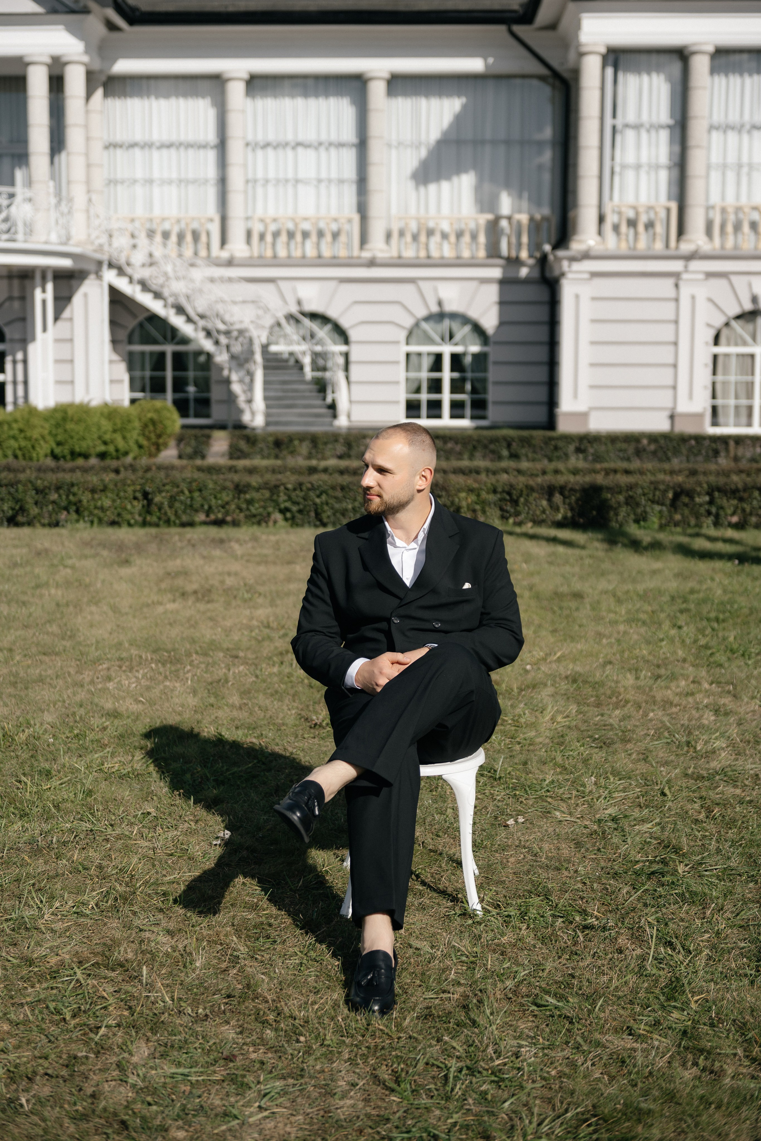 Wedding day in VERSAL PARK. Wedding PHOTOGRAPHER Andrew Vnukov