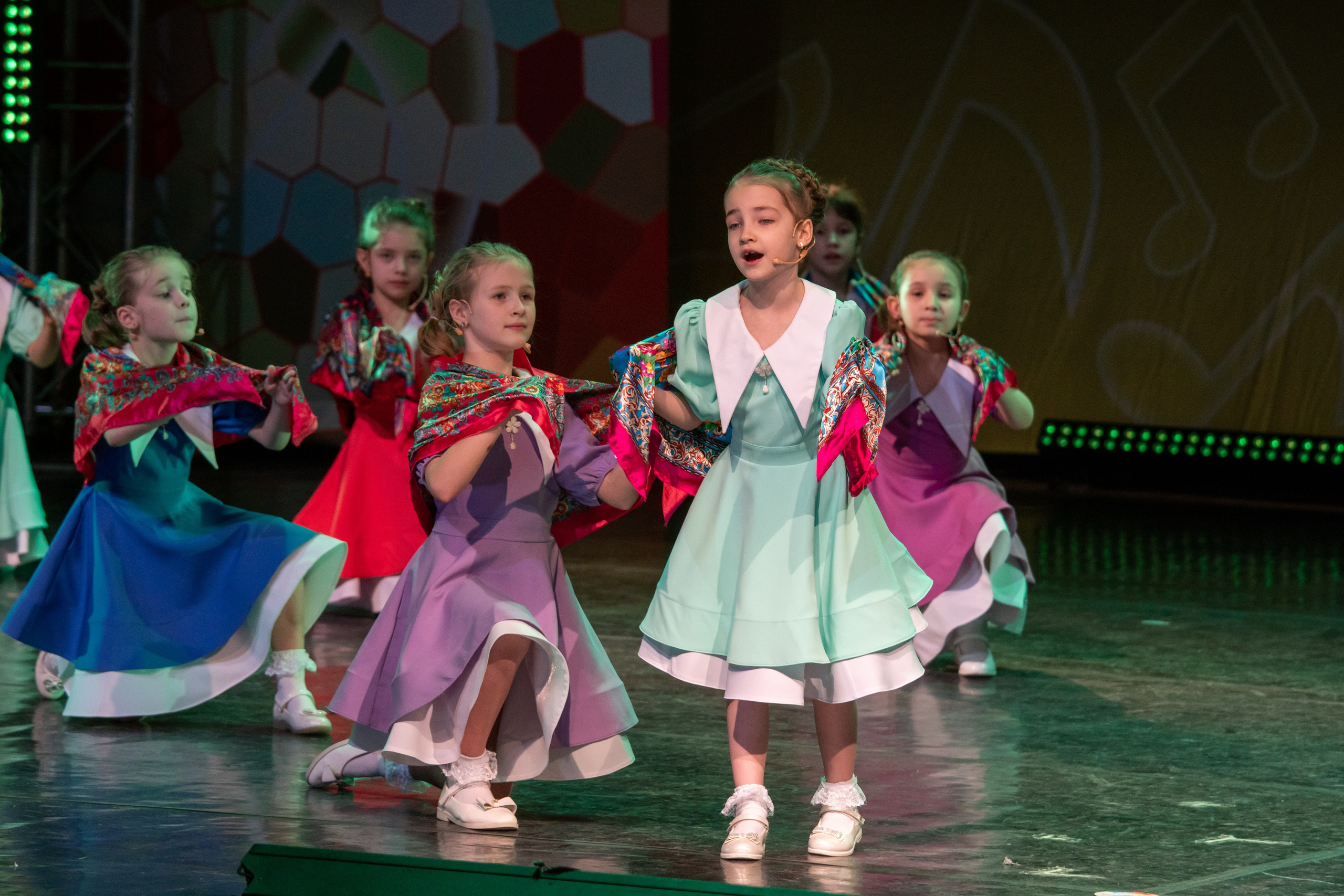 Съёмка концерта для Домисольки, большой концертный зал Космос. «Студия DRONAVT`s» — видеосъёмка и фотография г. Москва