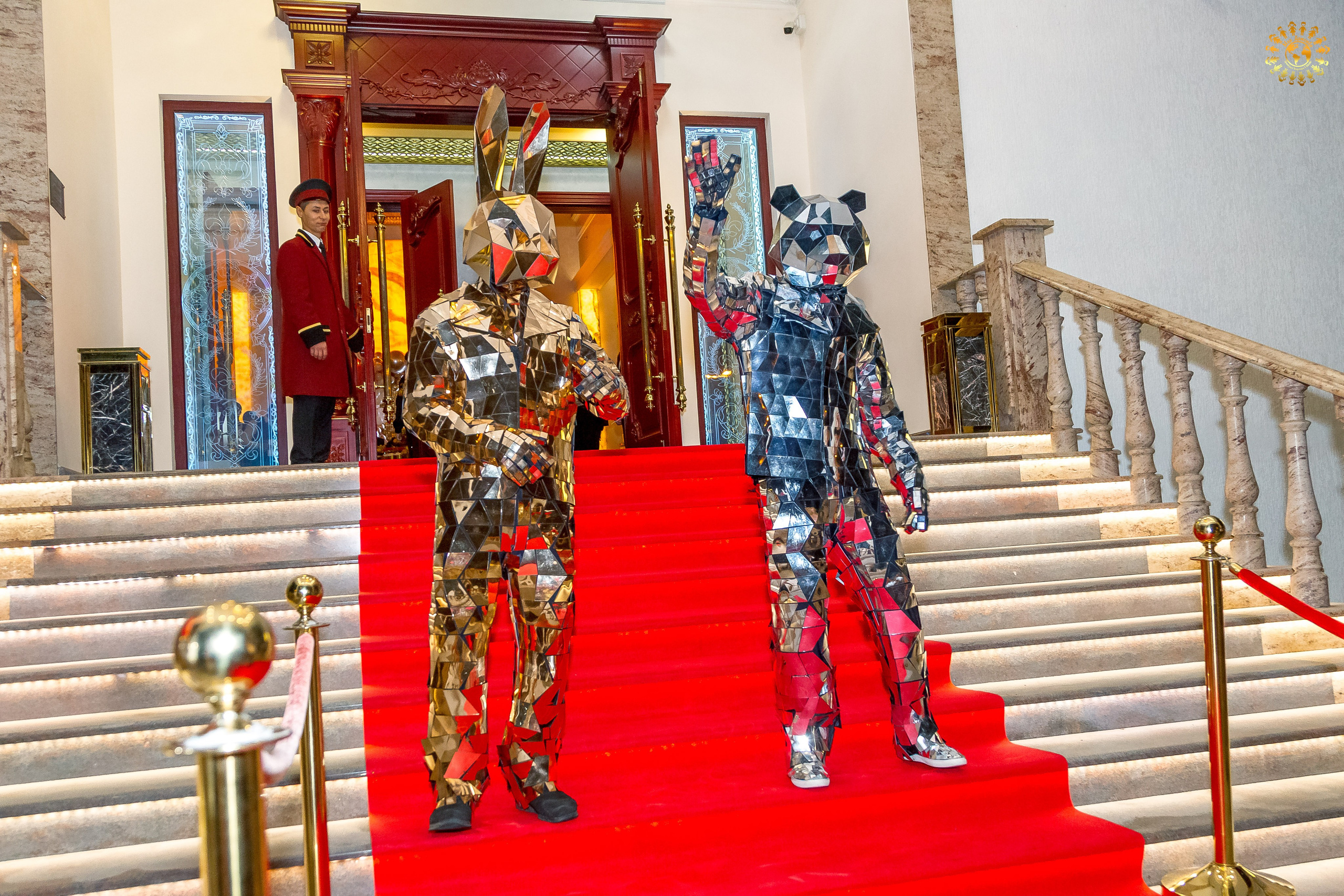 Выпускной 2023 (11-е классы) Triumph City Hall Москва. Репортажная съемка в Москве и области. Анималистика