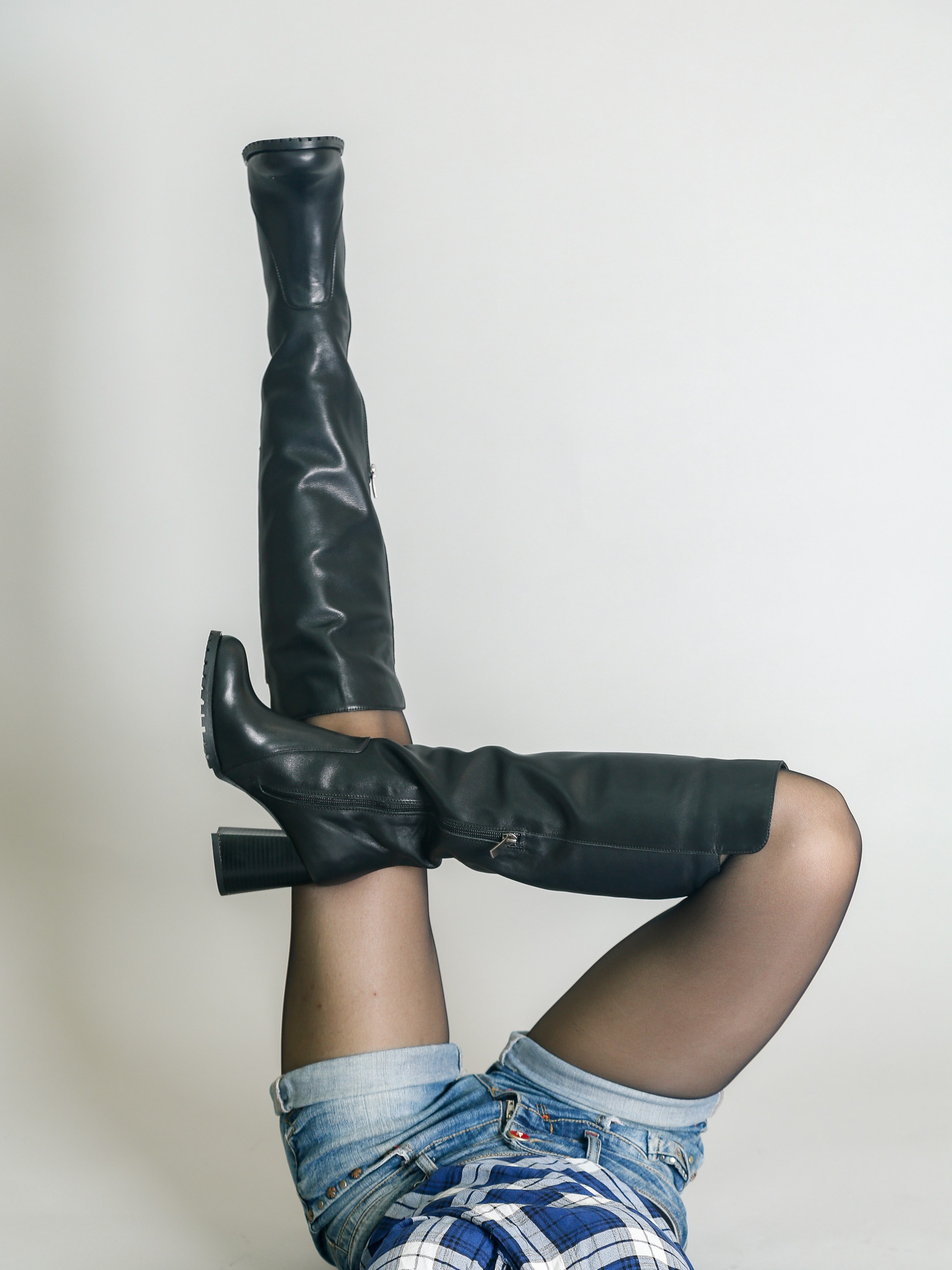 WB Обувь Suil. Свадебный Фотограф в Москве Гор Магтагян