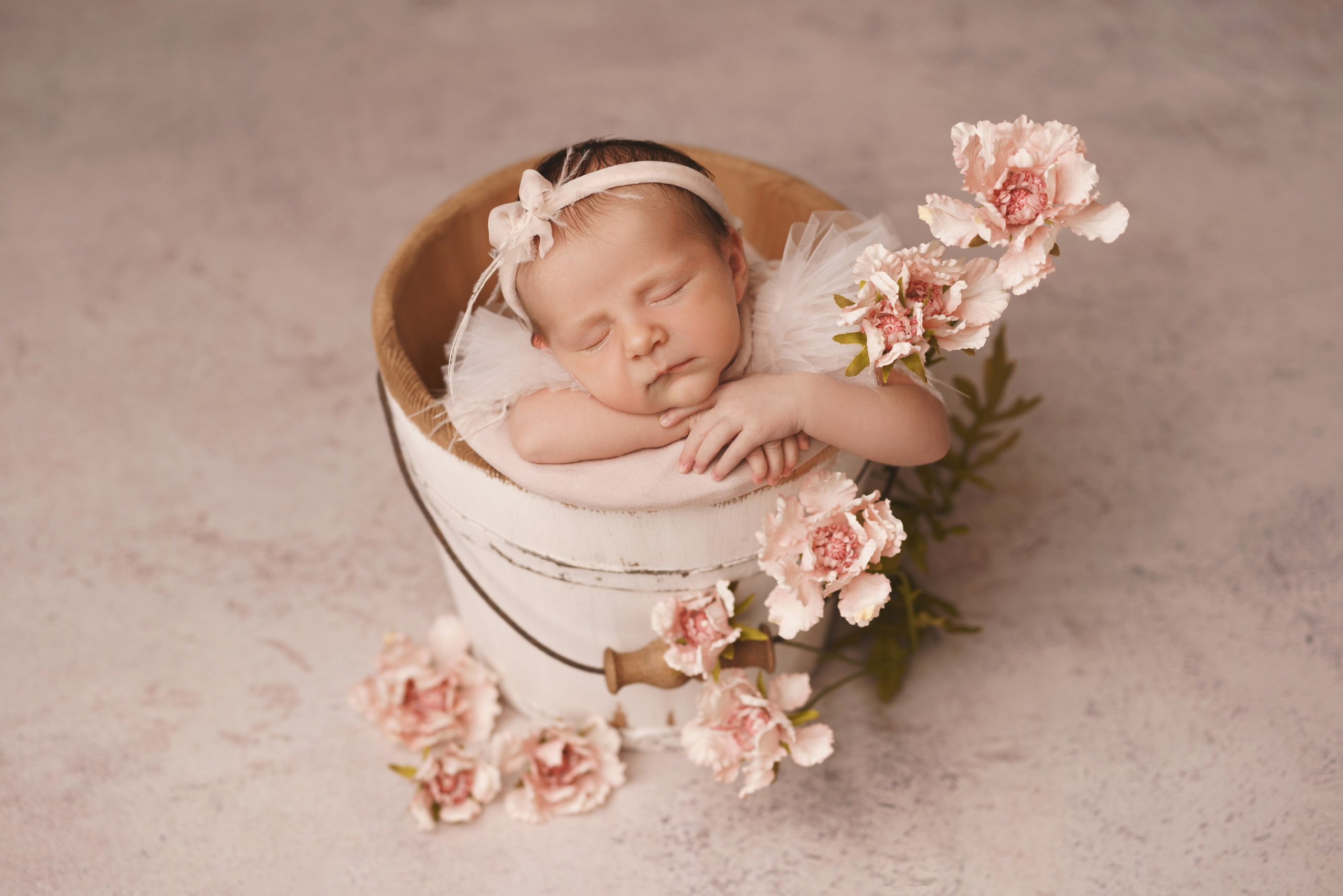 Фотосессия новорожденных | Галерея трогательных кадров малышей в стиле newborn. Фотосессия новорожденных в Москве и Московской области | Профессиональный фотограф newborn — Татьяна Иванова