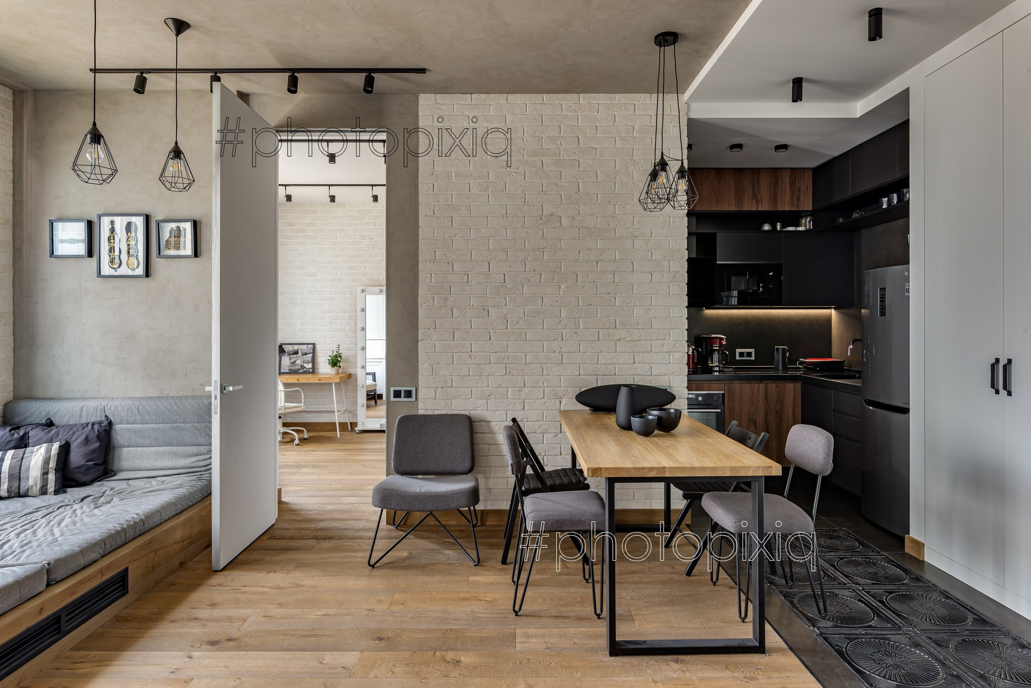 Интерьерная съёмка квартиры лофт в ЖК «Headliner». Интерьерная съёмка и виртуальные туры — Интерьерный фотограф Кузнецов Сергей (photopixiq)