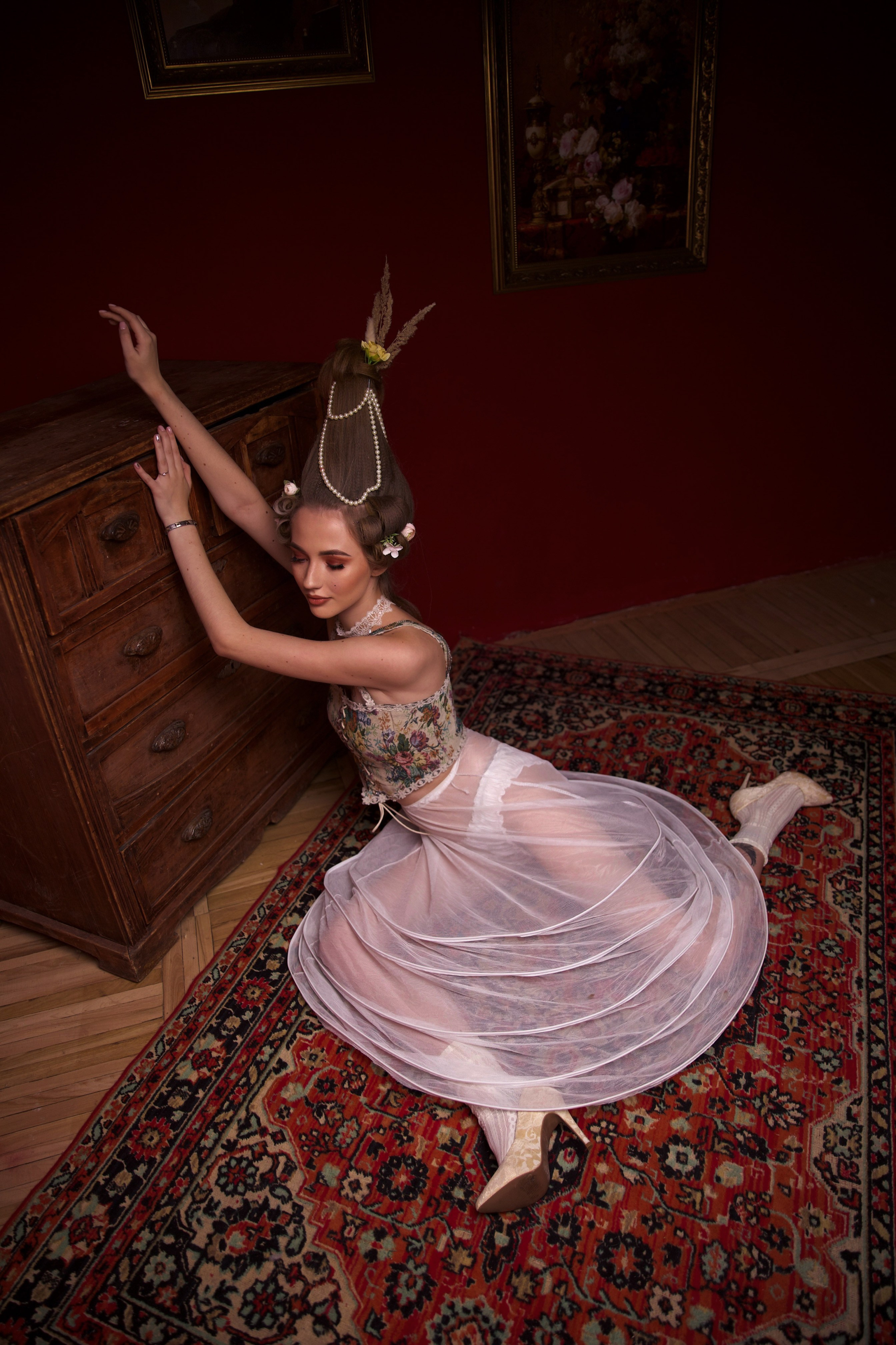 Придворные дамы. Фотограф Велькер Марина