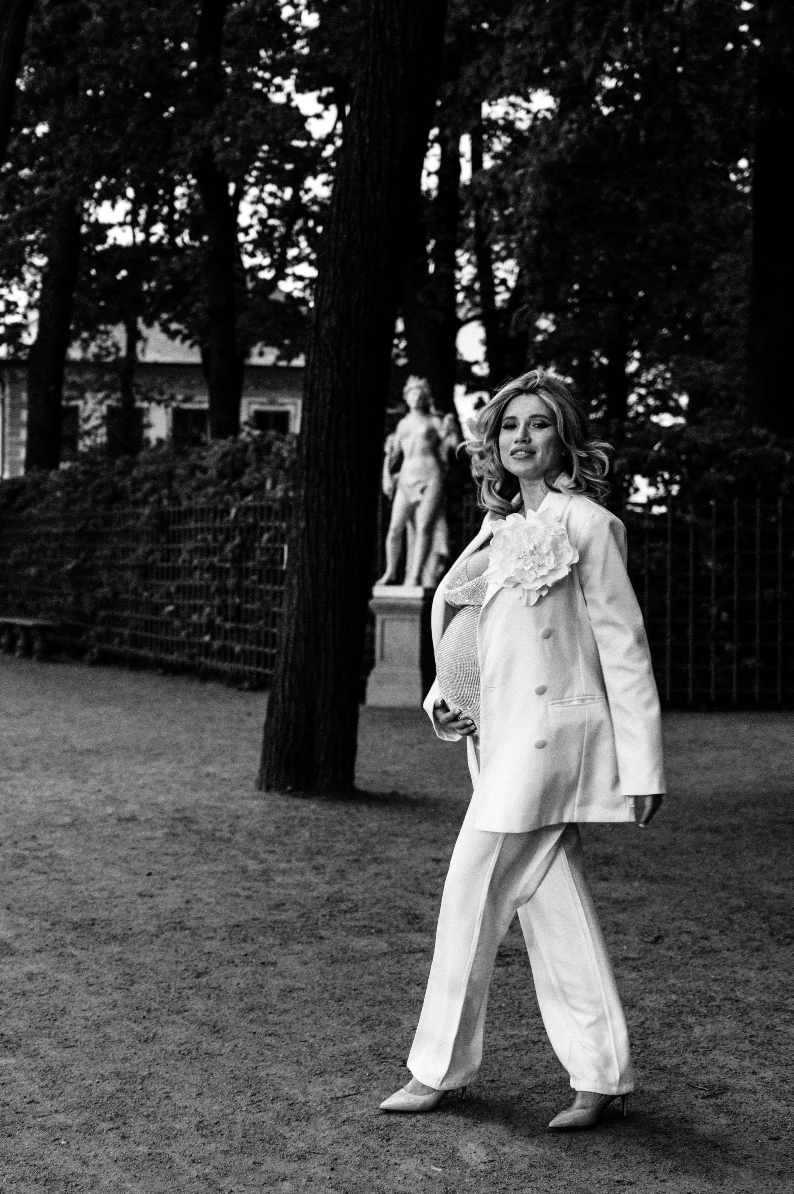 Ольга. Профессиональный фотограф беременности в СПБ. Стильные фотосессии беременности в стиле минимализм и классическая фотография