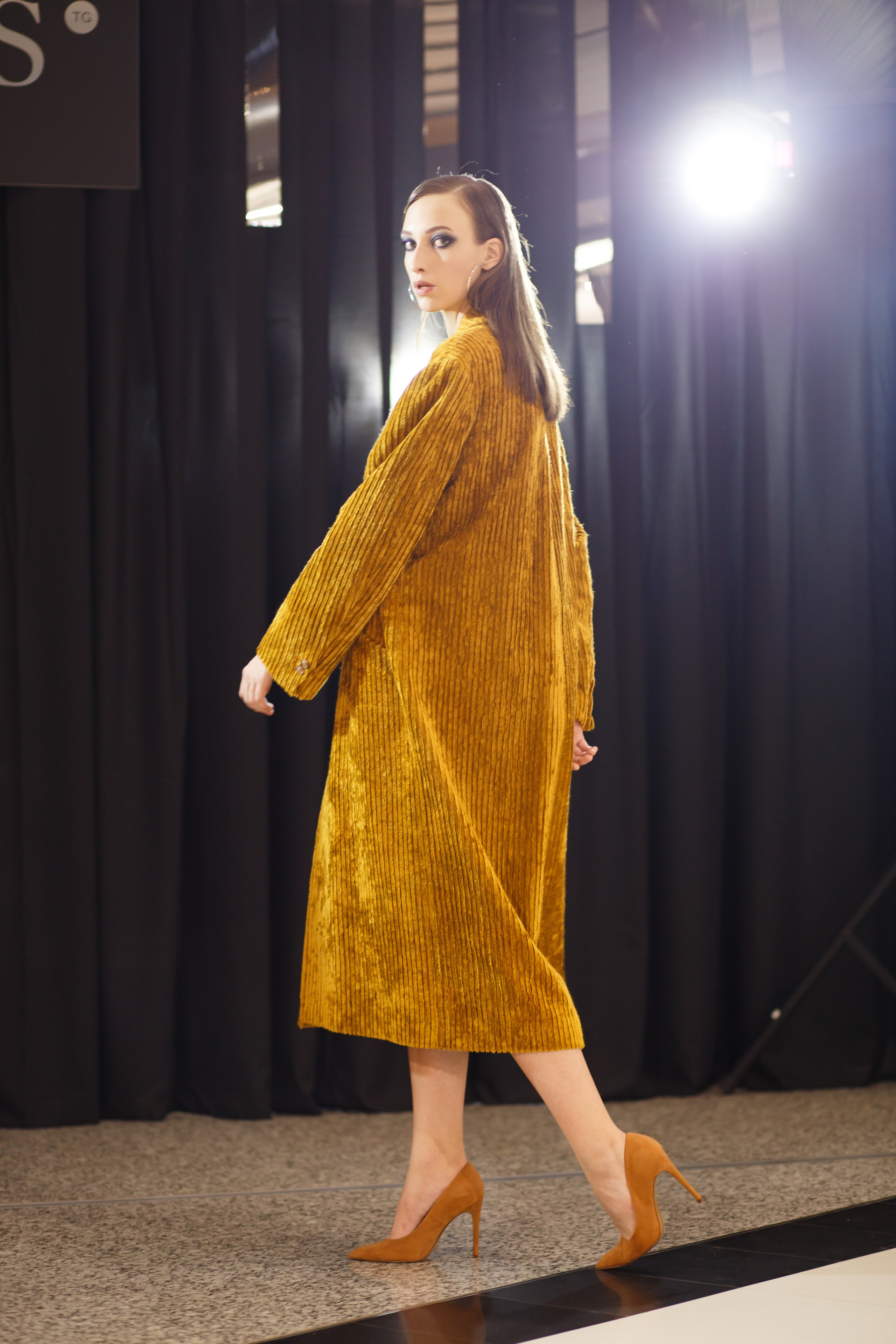 Репортажная съемка показа дизайнера Chapurin. Фотограф в Подольске — Мария Бучнева