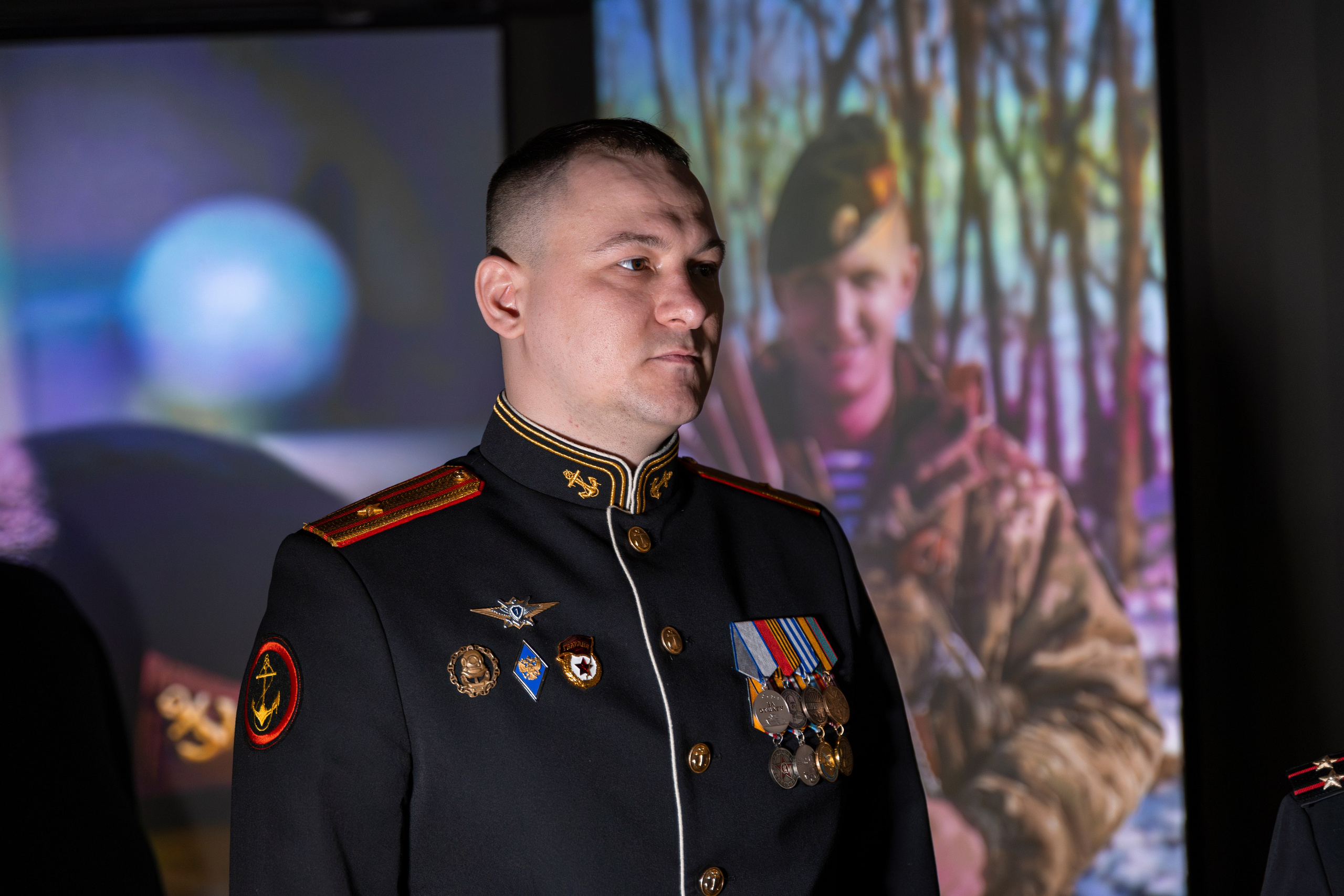 Выставка «Чёрные береты. Где мы, там — победа!». Олег Катакинов| Репортажный фотограф в городе у моря (Владивосток)