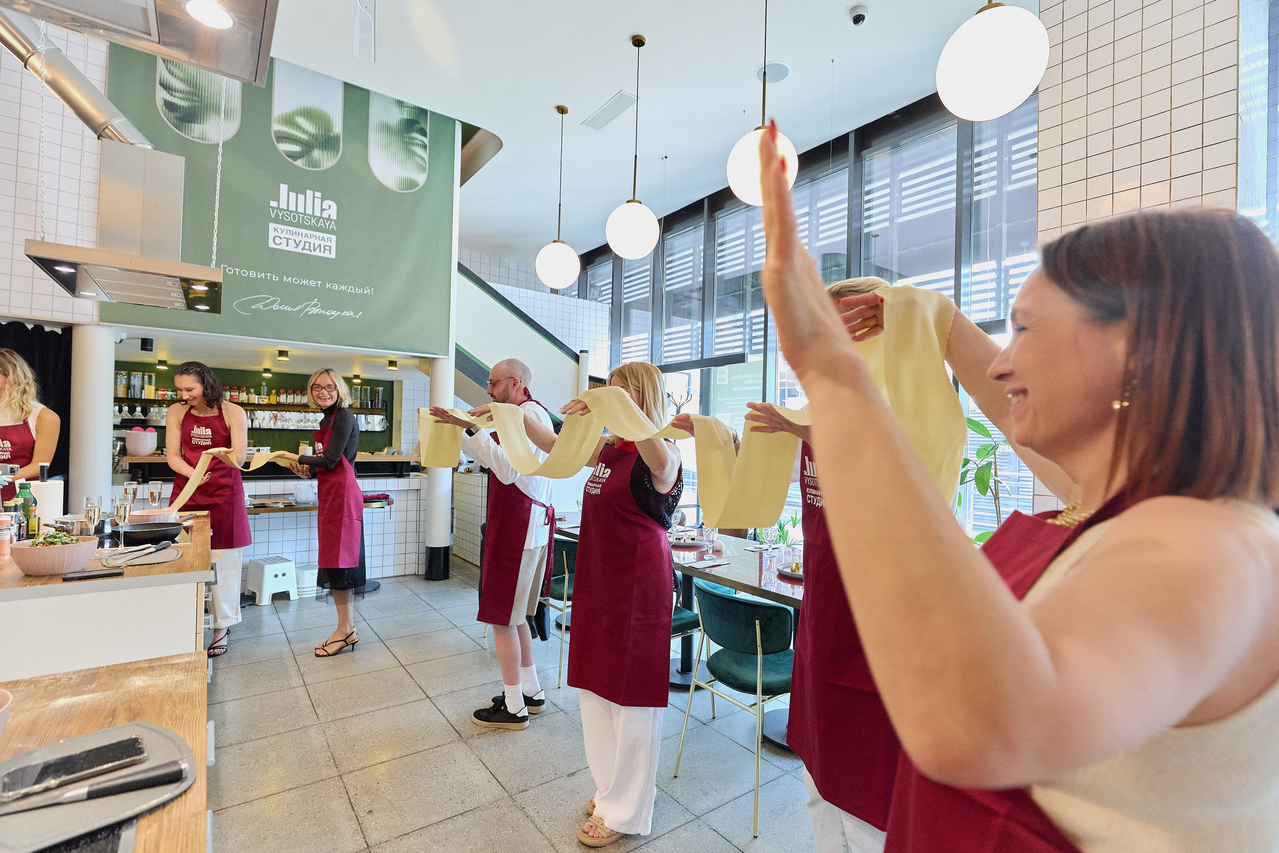 Ava Group. Святослав Лебедев | Рекламный фотограф — Коммерческая съемка, Арт-дирекшн, AI-интеграция