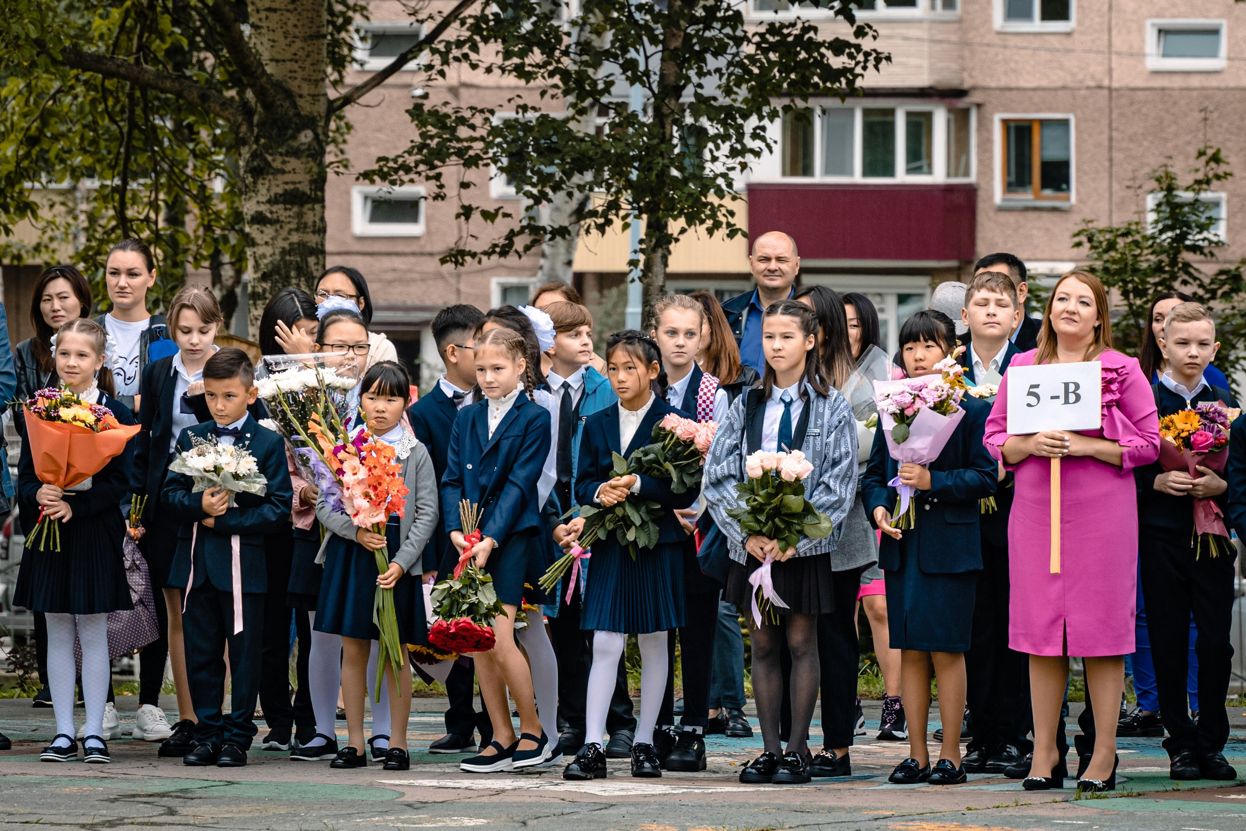 Внеурочные. Фотограф. г. Южно-Сахалинск. Олег Толстов
