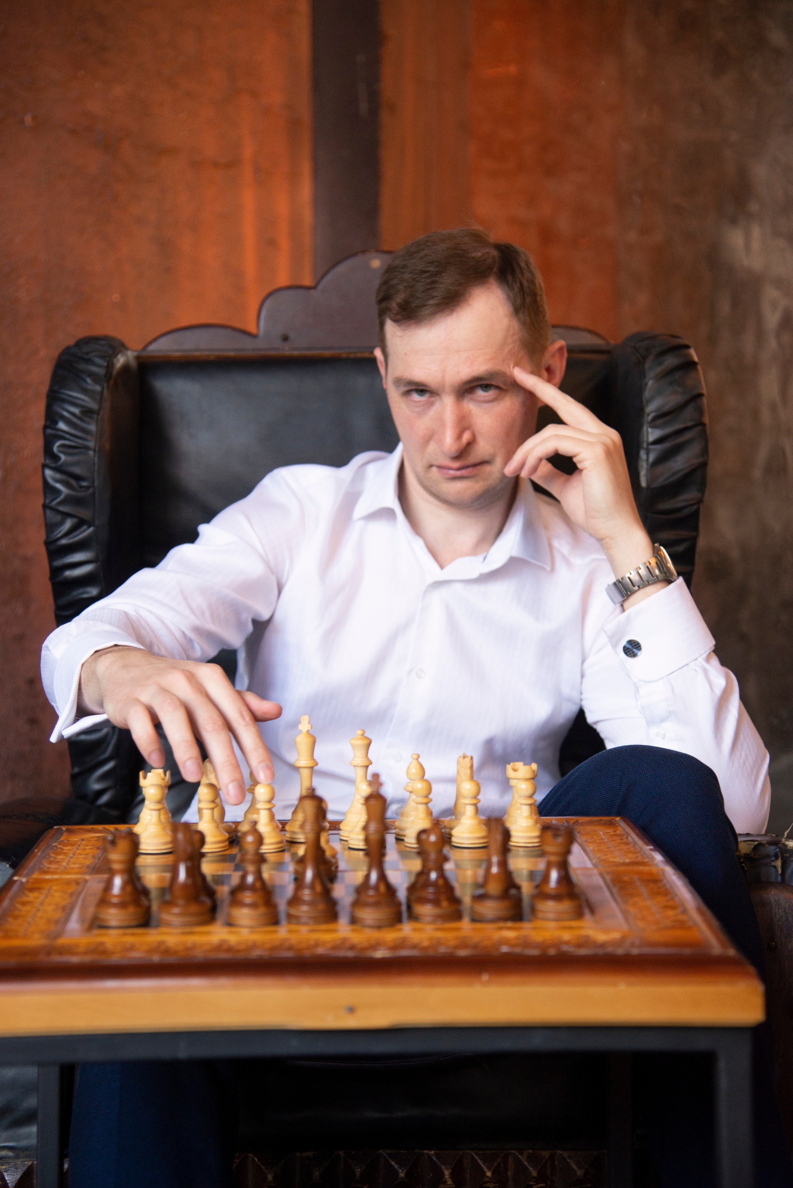 Мужской портрет коммерческий портрет портрет. Екатеринбург. Фотограф Паткиевич Евгений