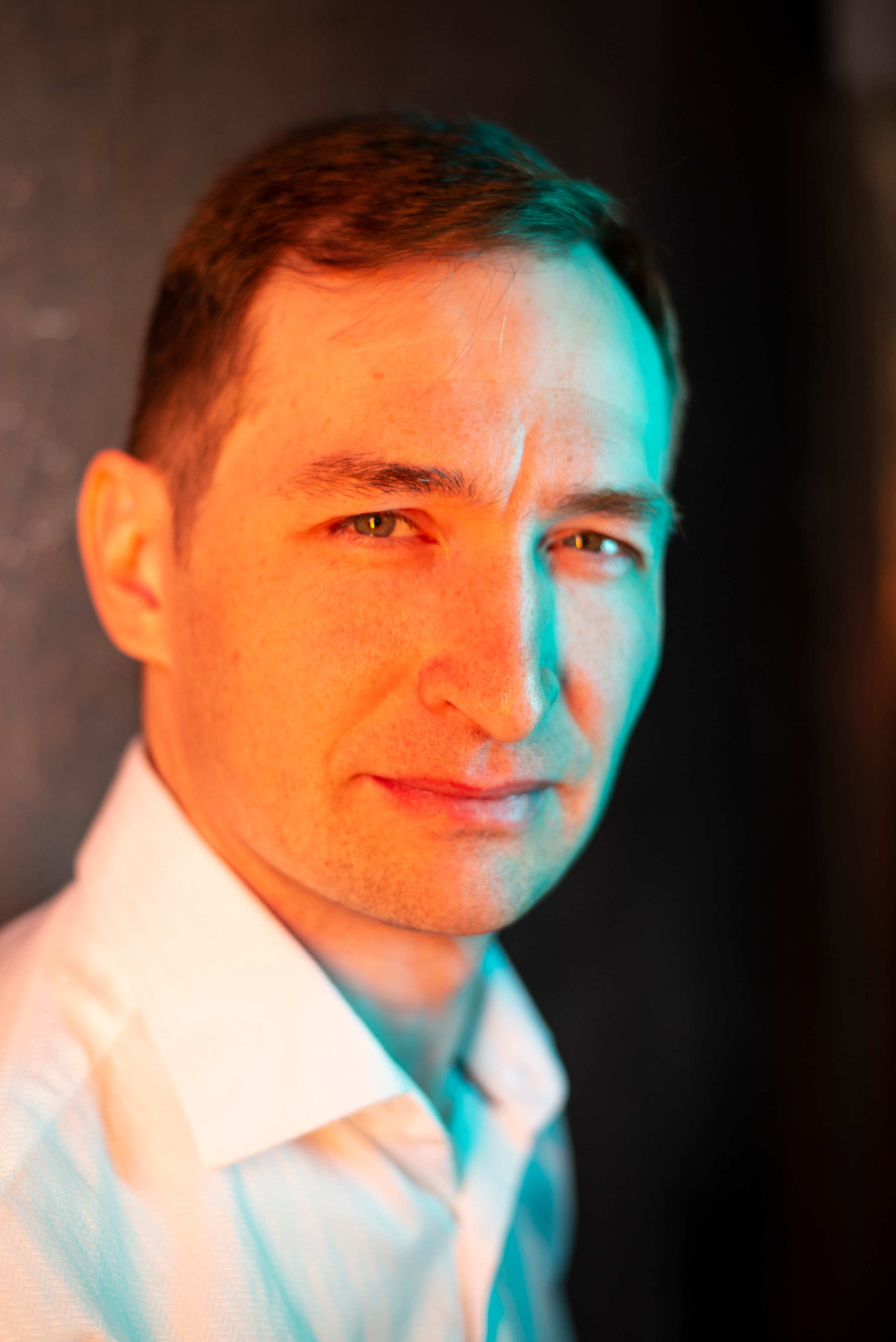 Мужской портрет коммерческий портрет портрет. Екатеринбург. Фотограф Паткиевич Евгений