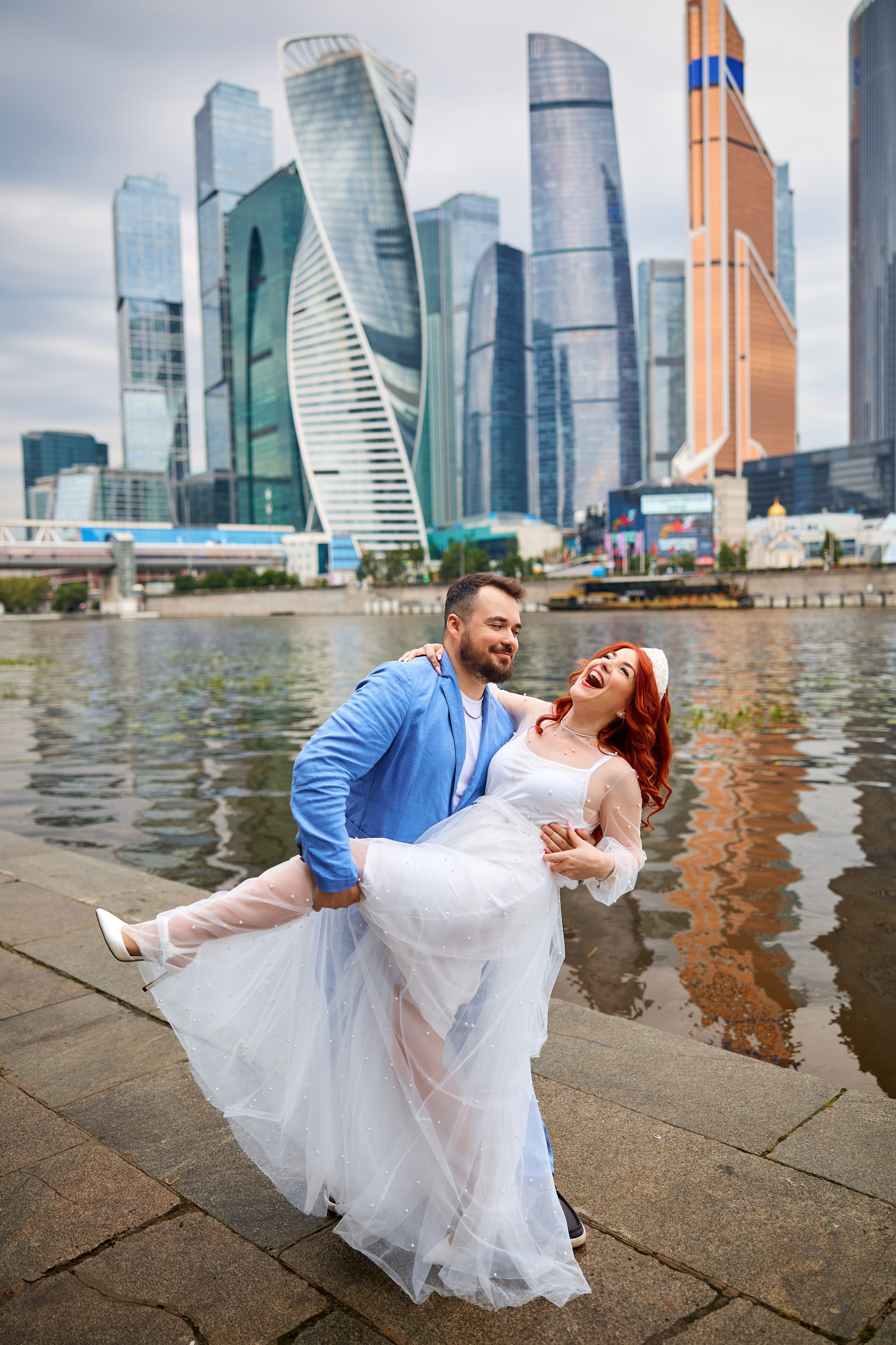 Свадебная фотосессия летом. Свадебный фотограф Сергей Колбинский