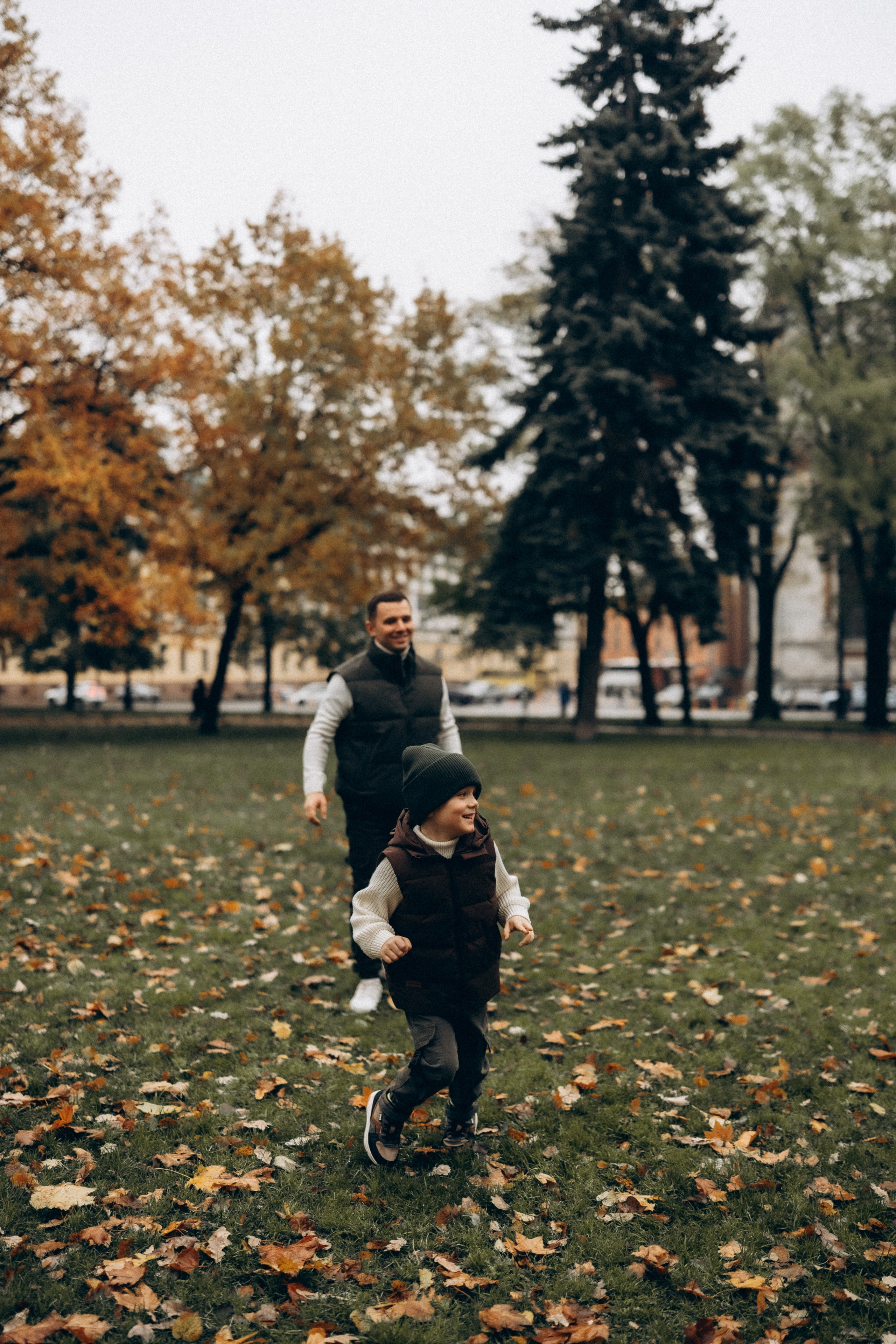 Осенняя семейная прогулка в центре Питера. Фотограф ПИТЕР СПБ Надежда Баранова