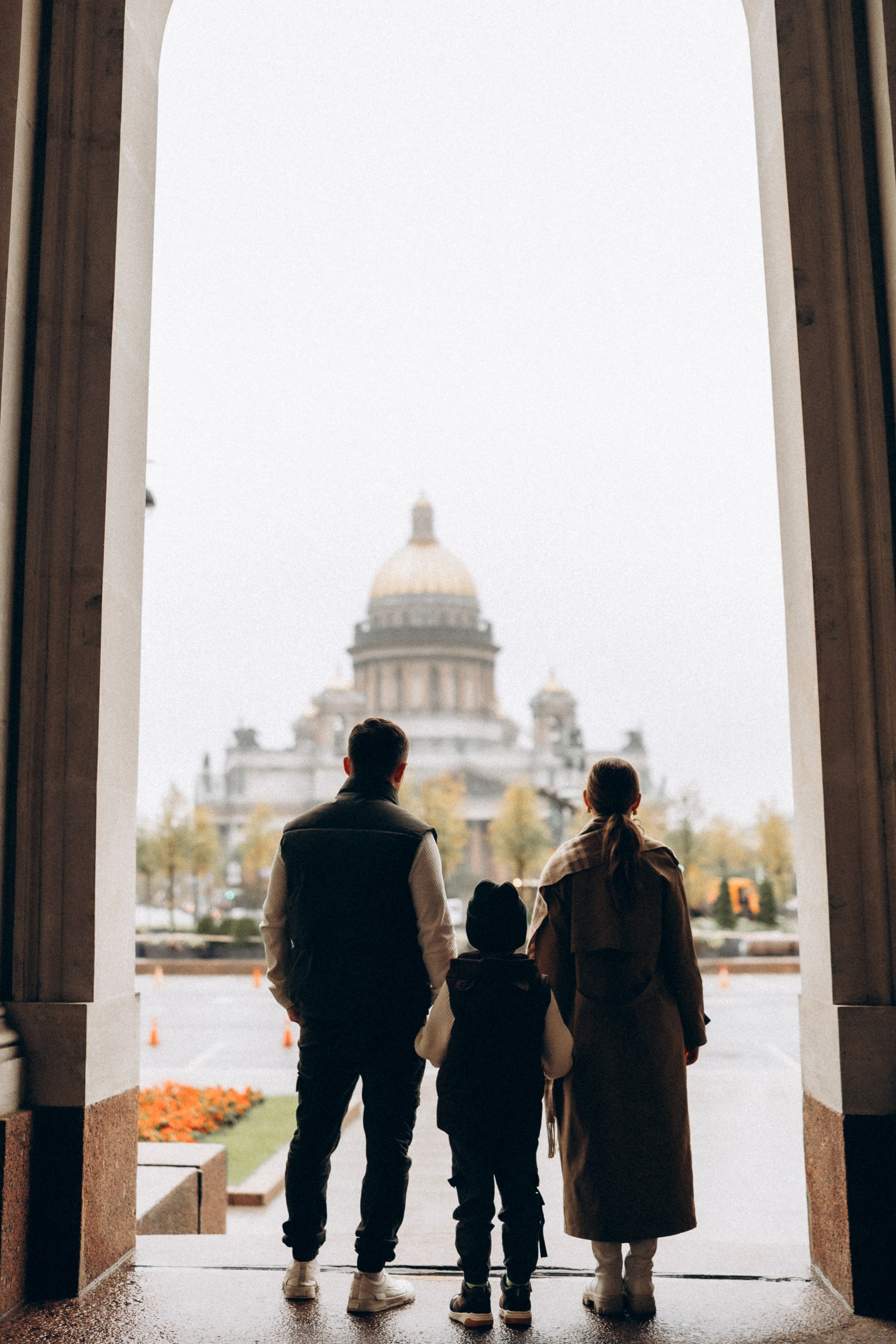 Осенняя семейная прогулка в центре Питера. Фотограф ПИТЕР СПБ Надежда Баранова