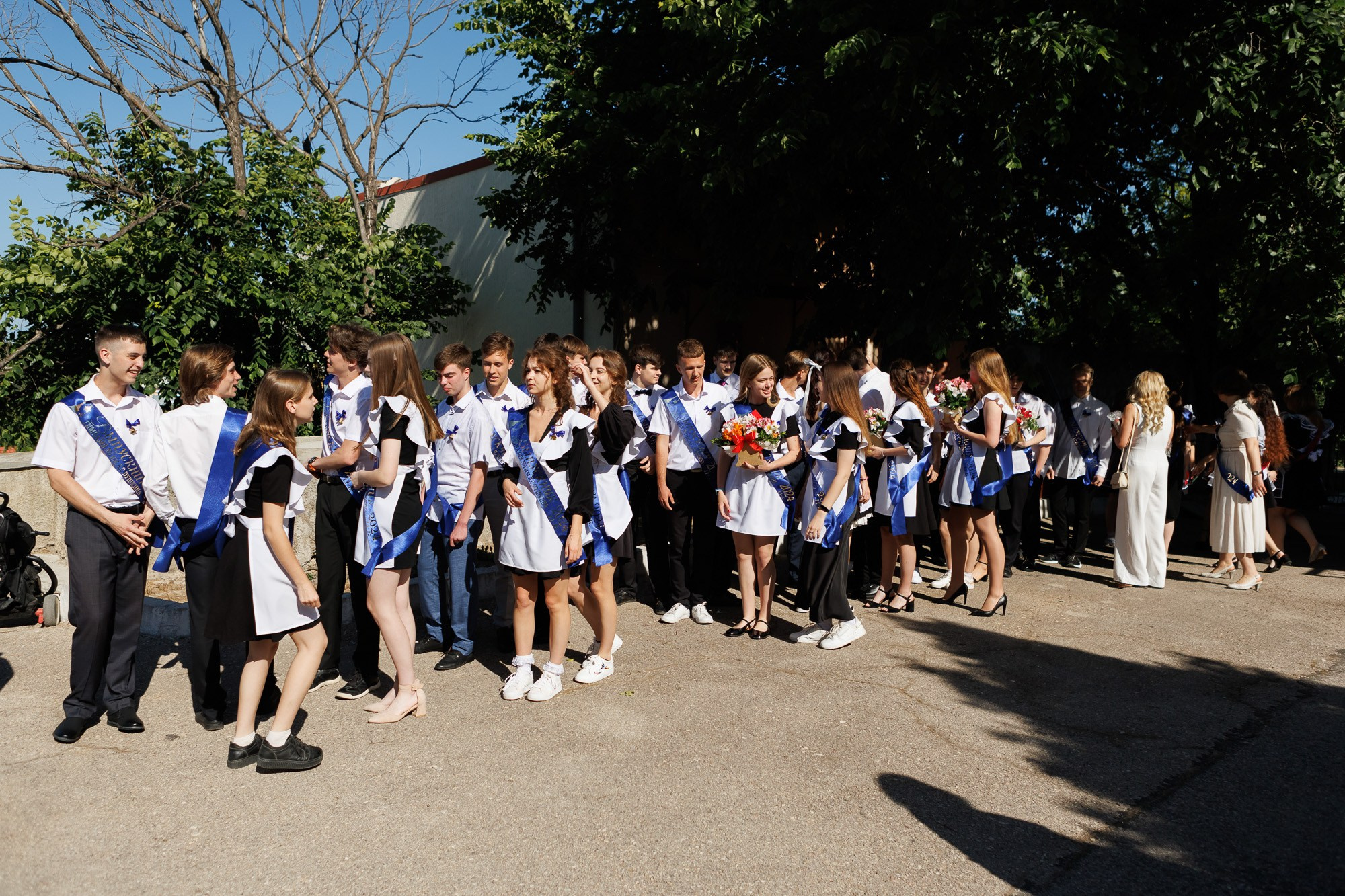 Последний звонок в Гимназии № 1, г. Севастополь. Свадебный фотограф, фотосъемка в Крыму, Севастополе, Симферополе, Ялте