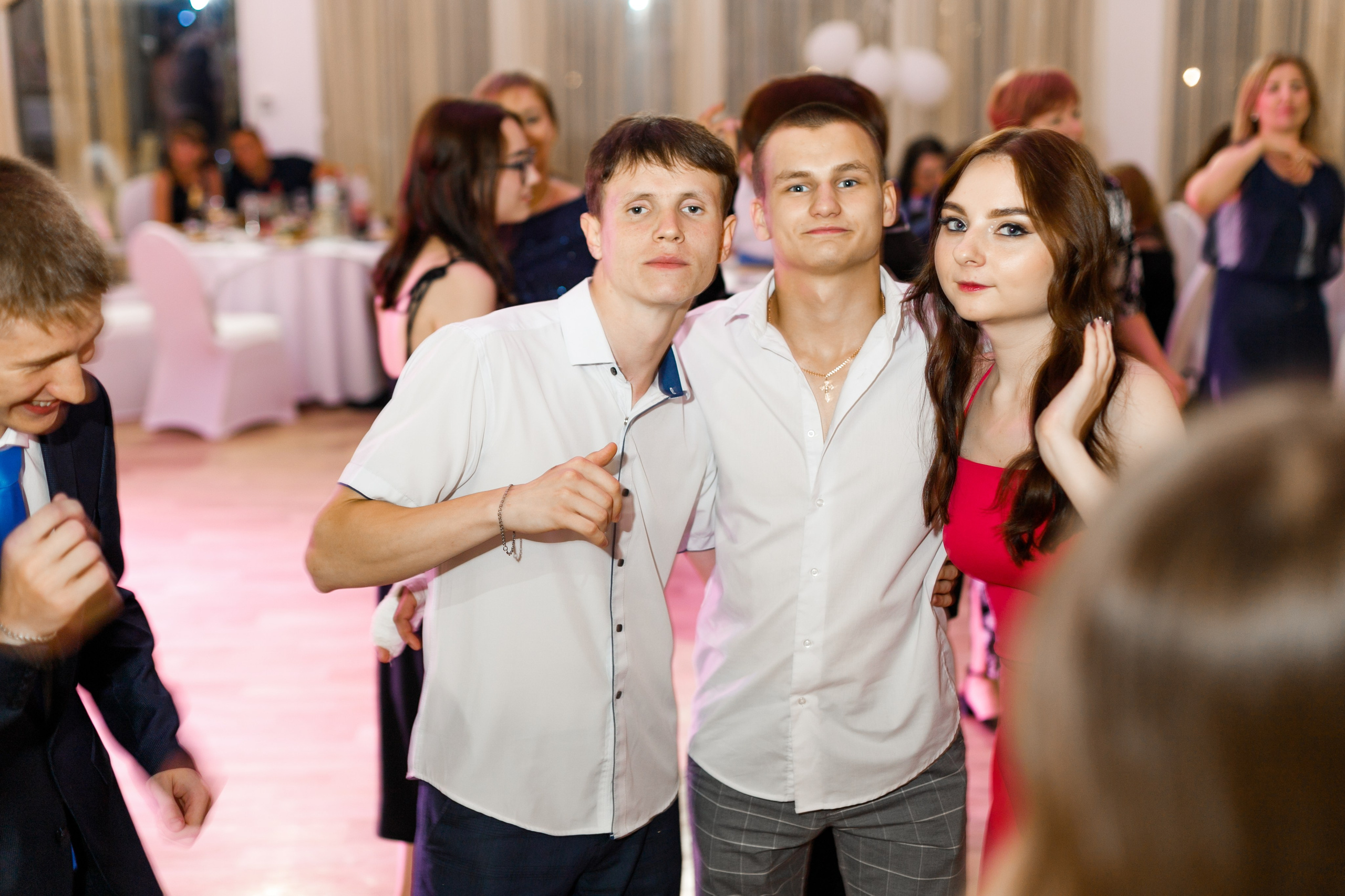 Выпускной вечер 20 школа. Семейный и женский фотограф в Ростове-на-дону и Таганроге Мастерова Мария