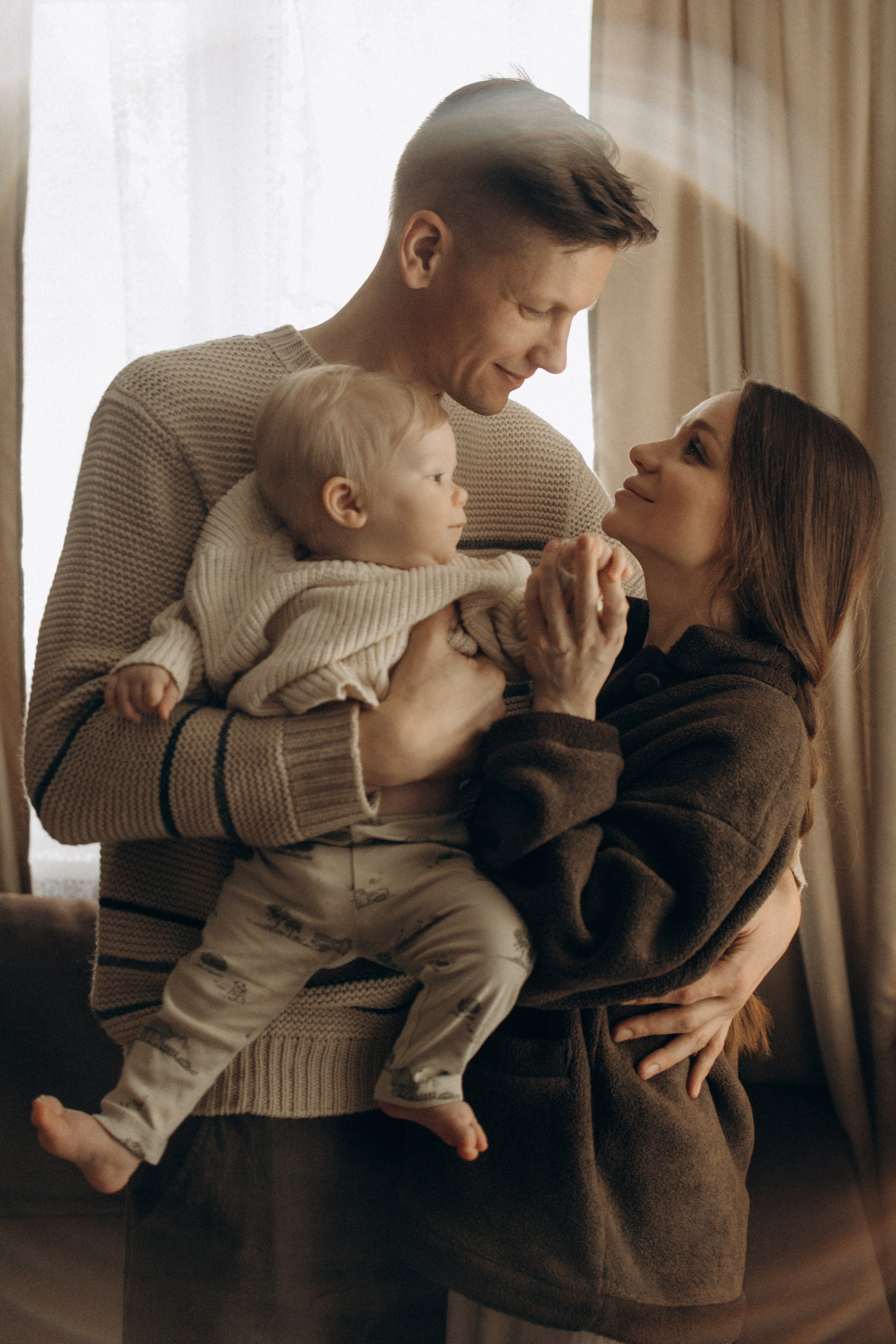 Уютным зимним вечером. Семейный фотограф в Москве Валерия Карпова