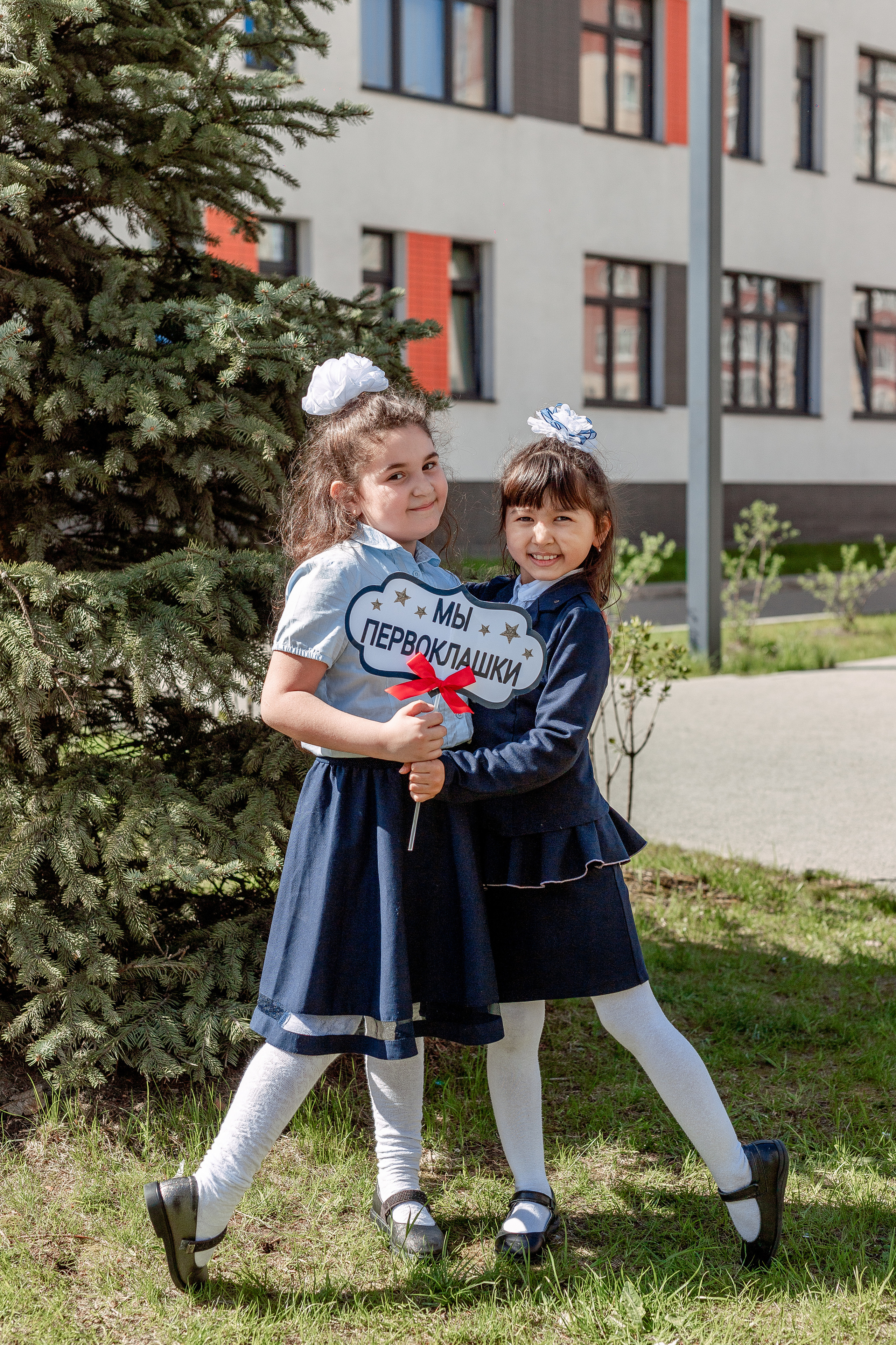 НАЧАЛЬНАЯ ШКОЛА. Фотокомпания «Алые паруса» выпускные альбомы Москва и МО