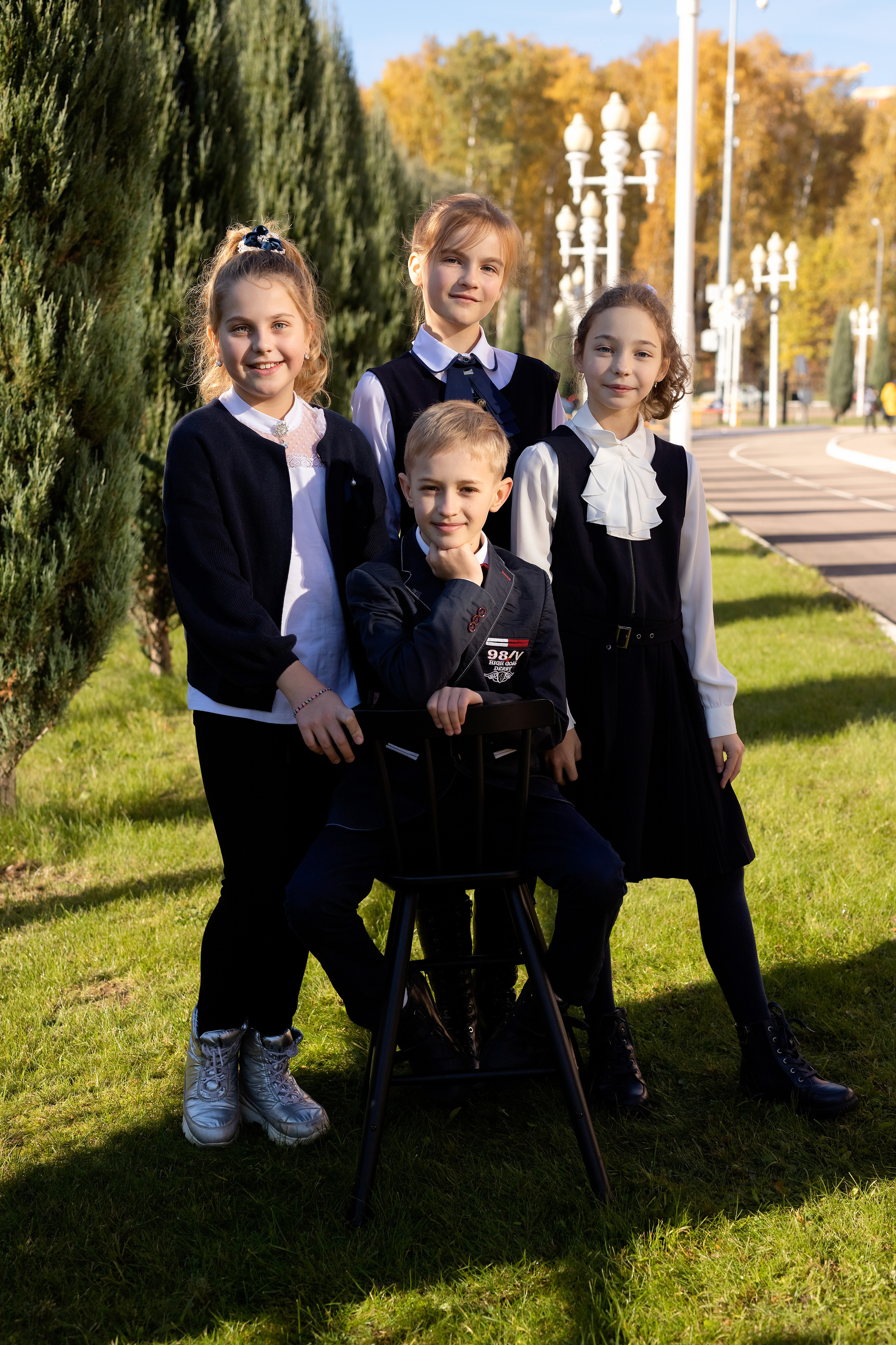 НАЧАЛЬНАЯ ШКОЛА. Фотокомпания «Алые паруса» выпускные альбомы Москва и МО