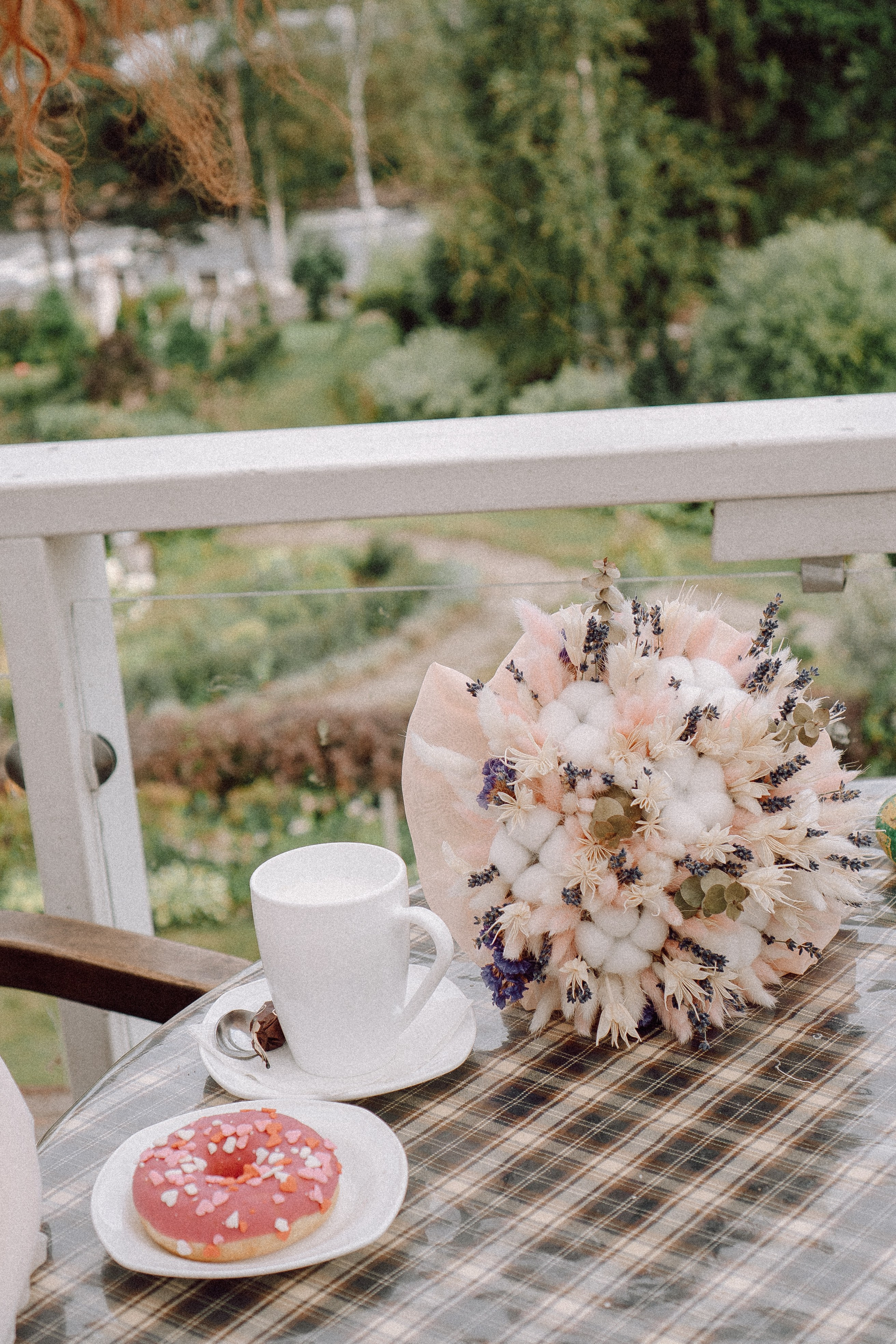 СВАДЕБНАЯ ФОТОСЕССИИЯ ПАРЫ В ГОРОДЕ ПРИОЗЕРСК В СОСНОВОМ ЛЕСУ И С ПИКАПОМ. Профессиональный фотограф, Санкт-Петербург — Виктория Богомолова