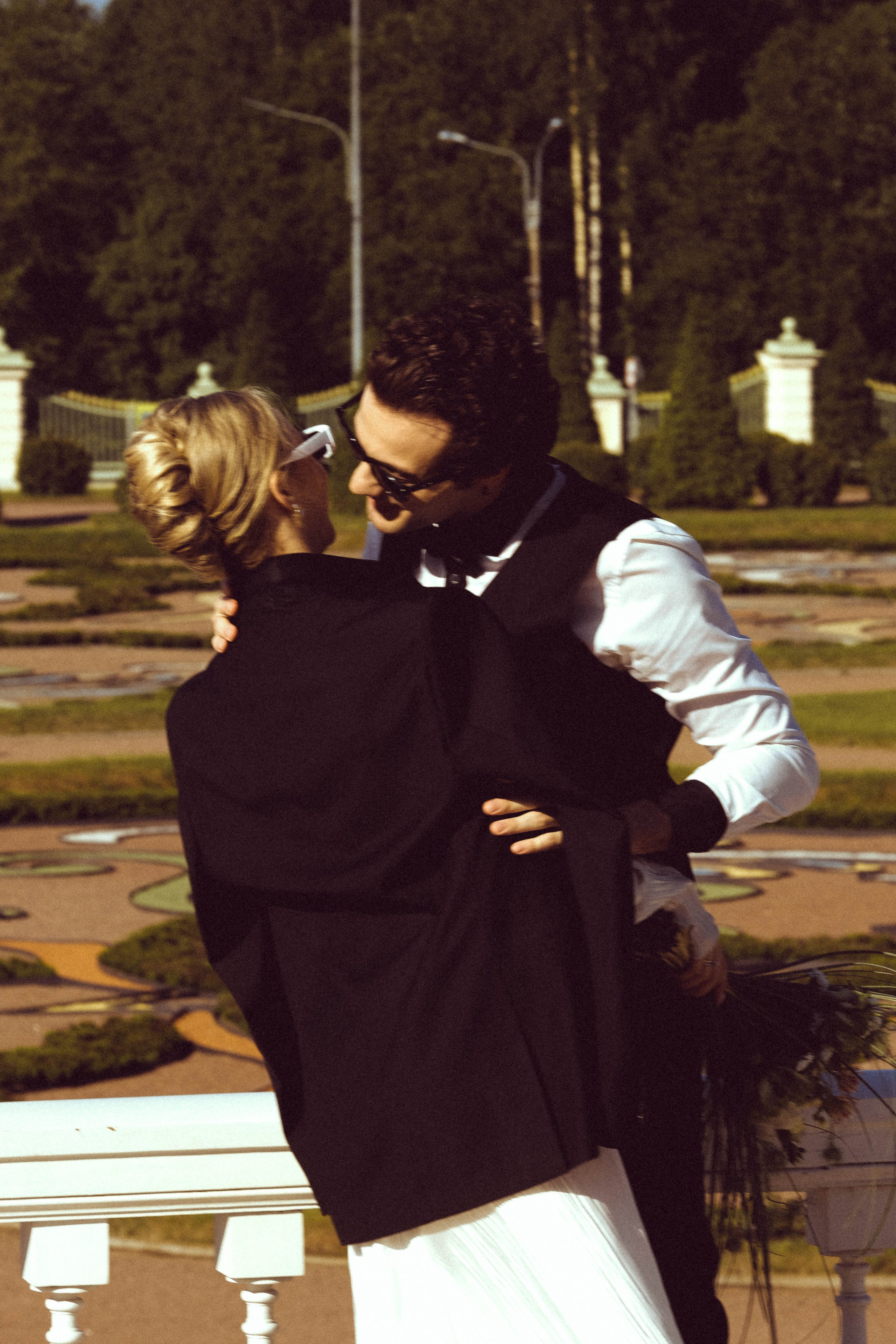 СВАДЕБНАЯ СЬЕМКА В ПАРКЕ ОРАНИЕНБАУМ. Профессиональный фотограф, Санкт-Петербург — Виктория Богомолова