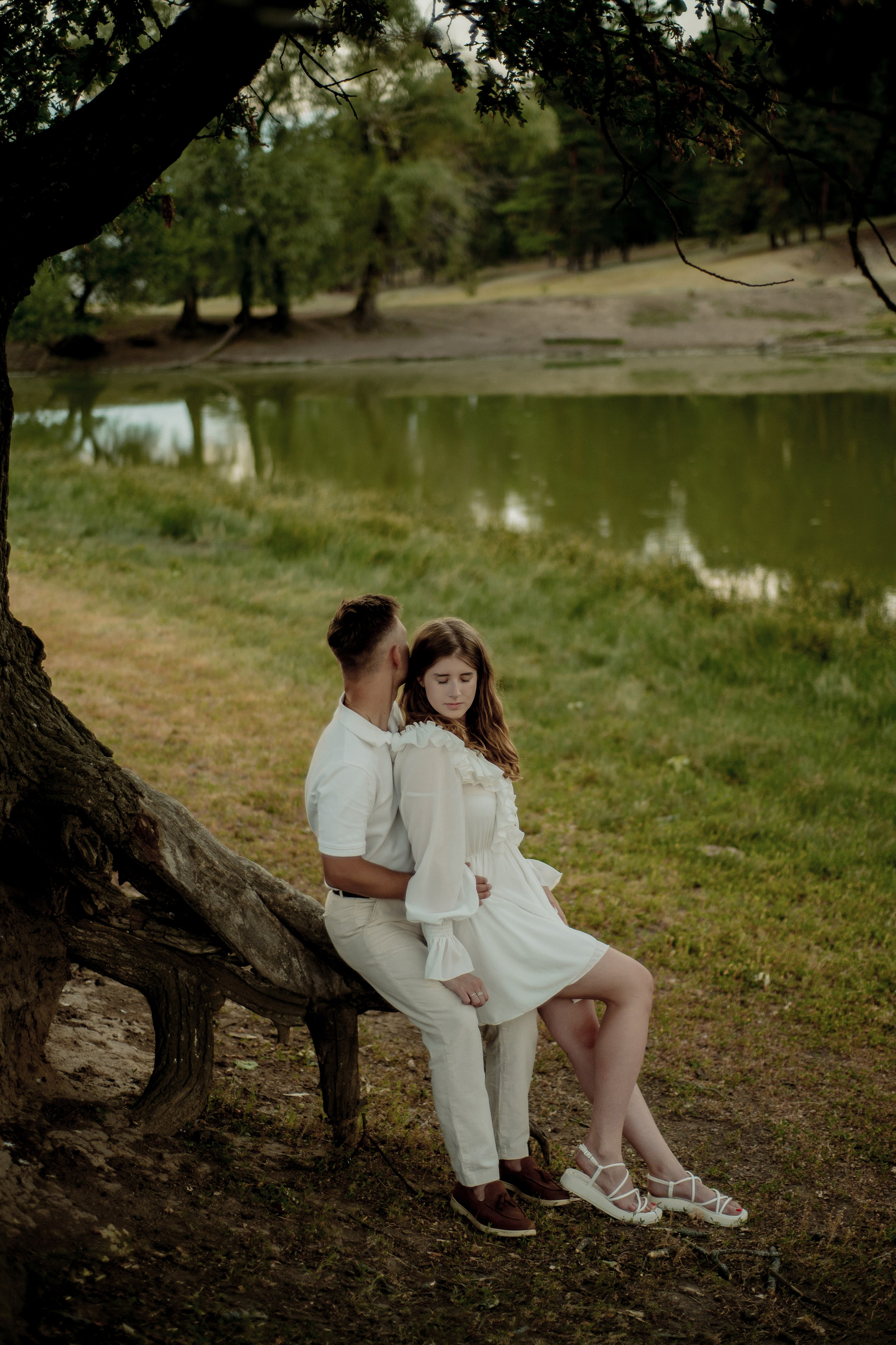 Любовь и желтые цветочки. Фотограф Мария Стрелкова