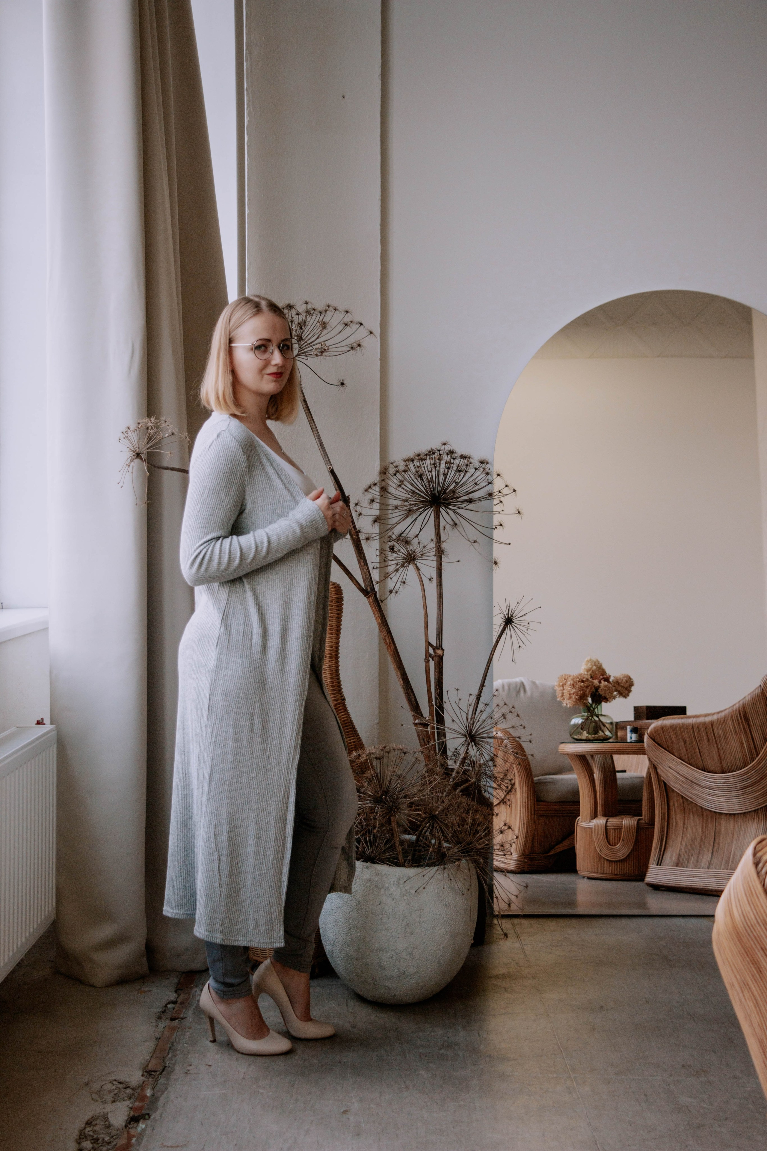 Алиса — Ароматерапевт. Бережно сохраняю ваши чувства и истории на своих фотографиях