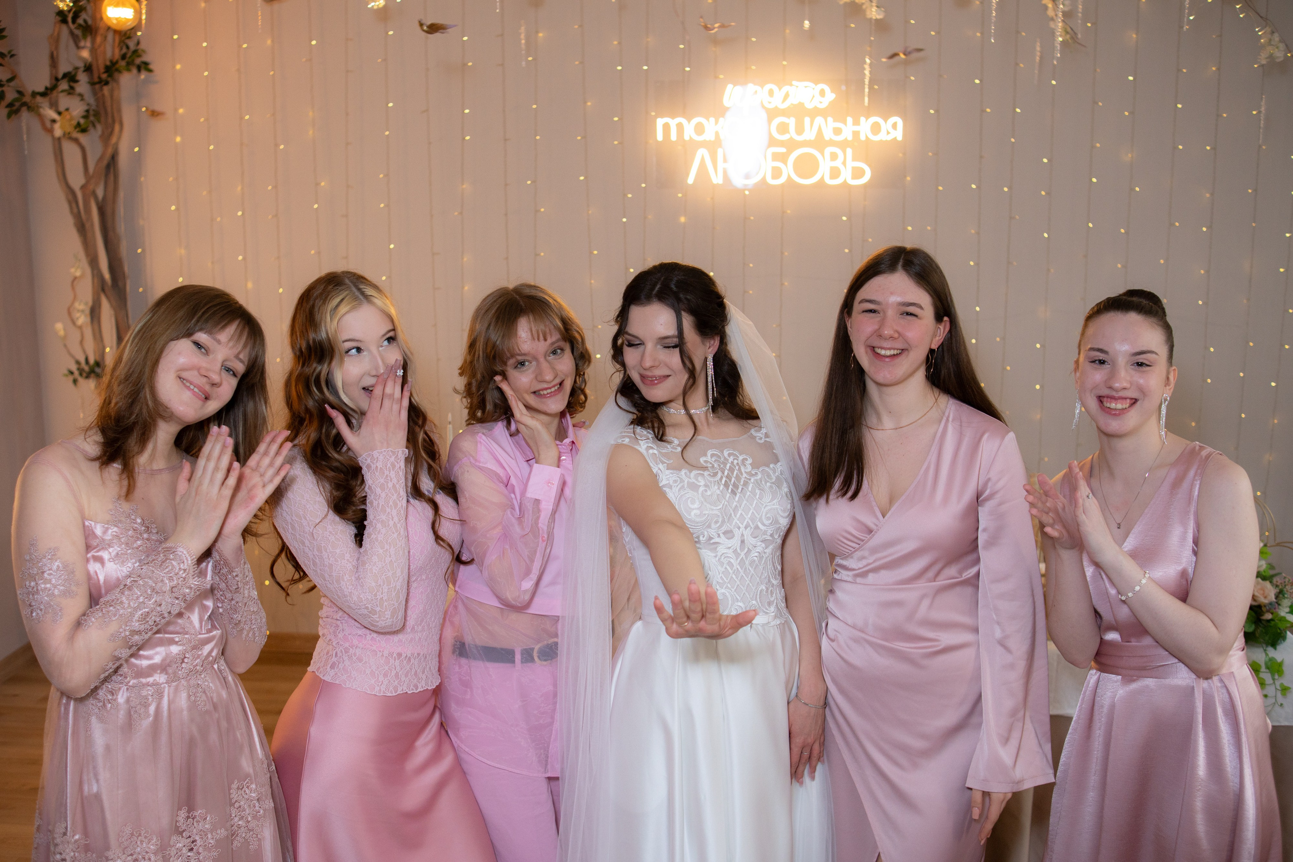 Полная свадьба, свадебная серия свадебного фотографа Александра Невского. Свадебный фотограф Александр Невский в Санкт-Петербурге