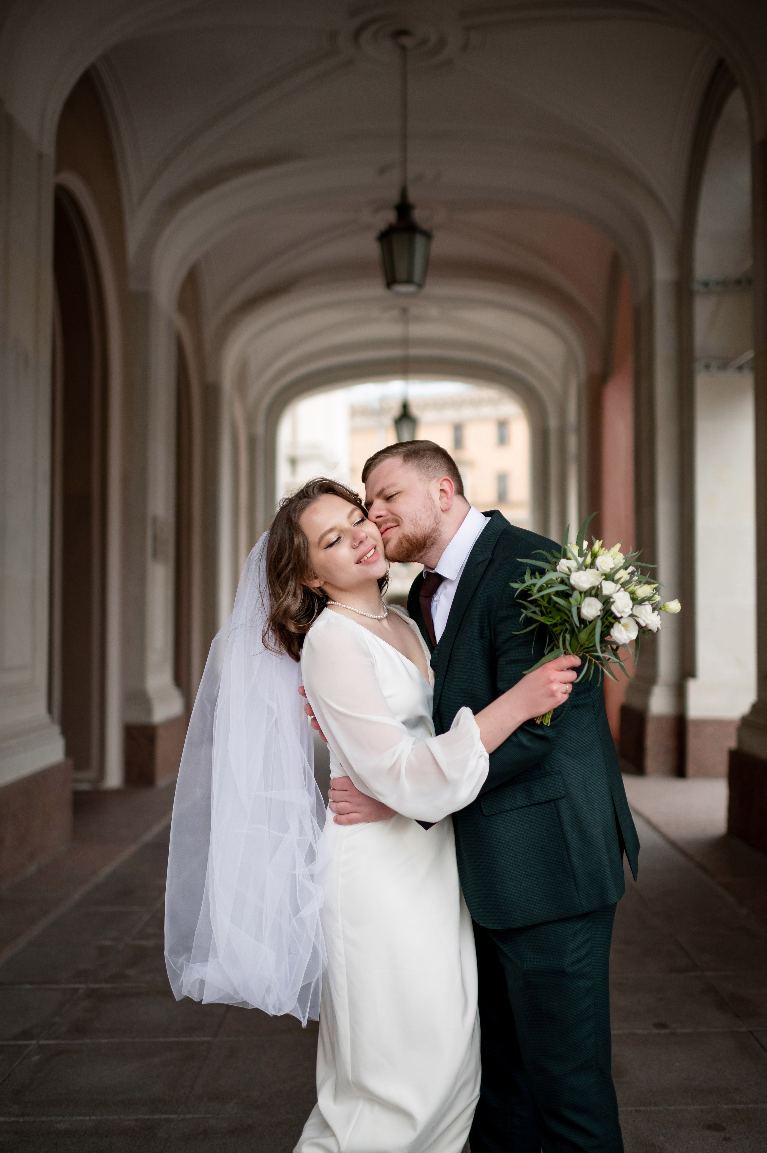 Ксения и Егор (фотосессия в ЗАГСе Петроградского района, Ботаническом саду с сакурой). Портретный, семейный и свадебный фотограф в Санкт-Петербурге и в Пушкине Ширяев Денис