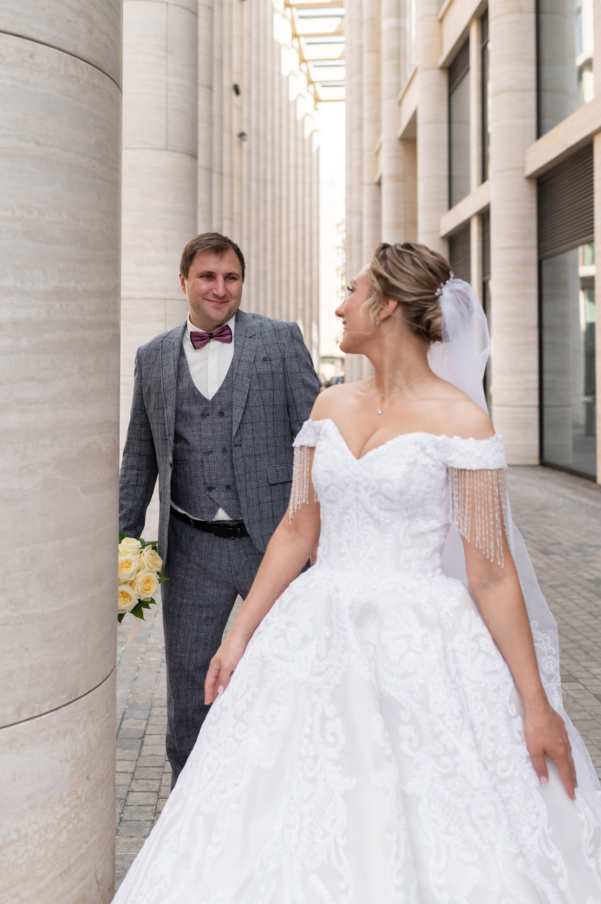 Анастасия и Игорь (фотосессия во Втором Дворце Бракосочетания, Польский сад, здание городской Ратуши). Портретный, семейный и свадебный фотограф в Санкт-Петербурге и в Пушкине Ширяев Денис