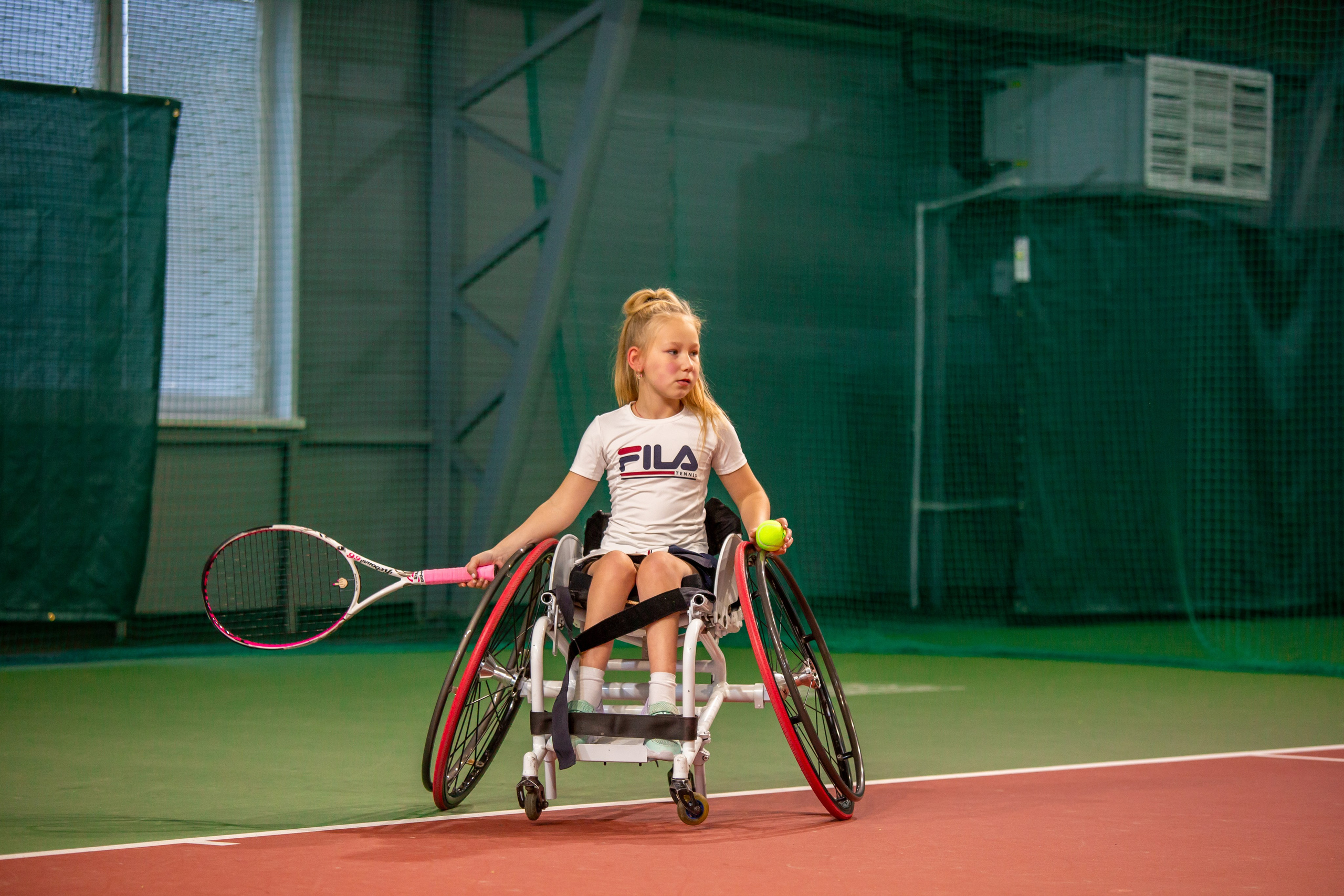 Турнир по теннису на колясках. Репортажный, семейный, свадебный, портретный фотограф