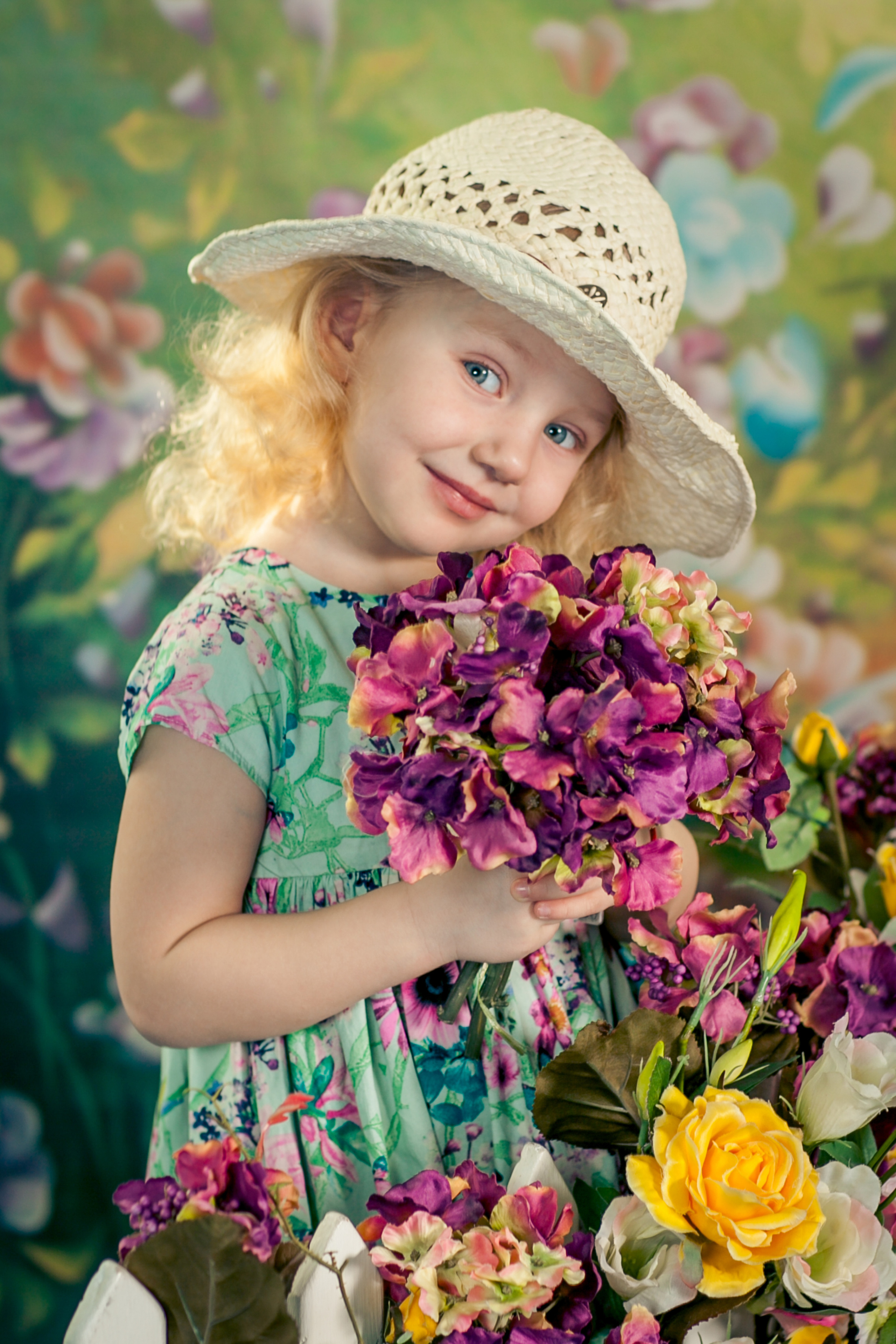 Декорированная Фотосессия детей в детских садиках. Фотограф в Сочи Катя Гончарова