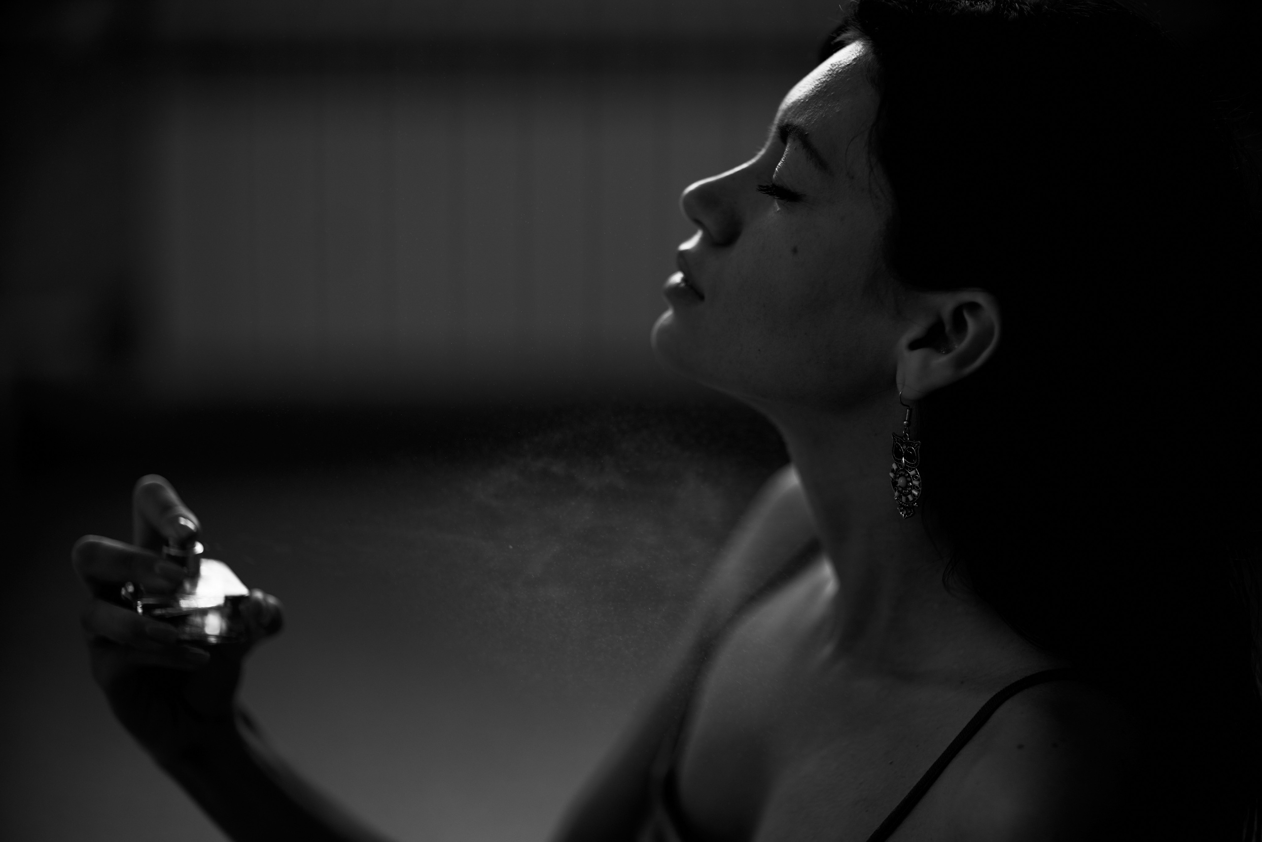 Фотосессия в черно белом стиле, женский черно-белый портрет. Фотограф в Сочи Катя Гончарова