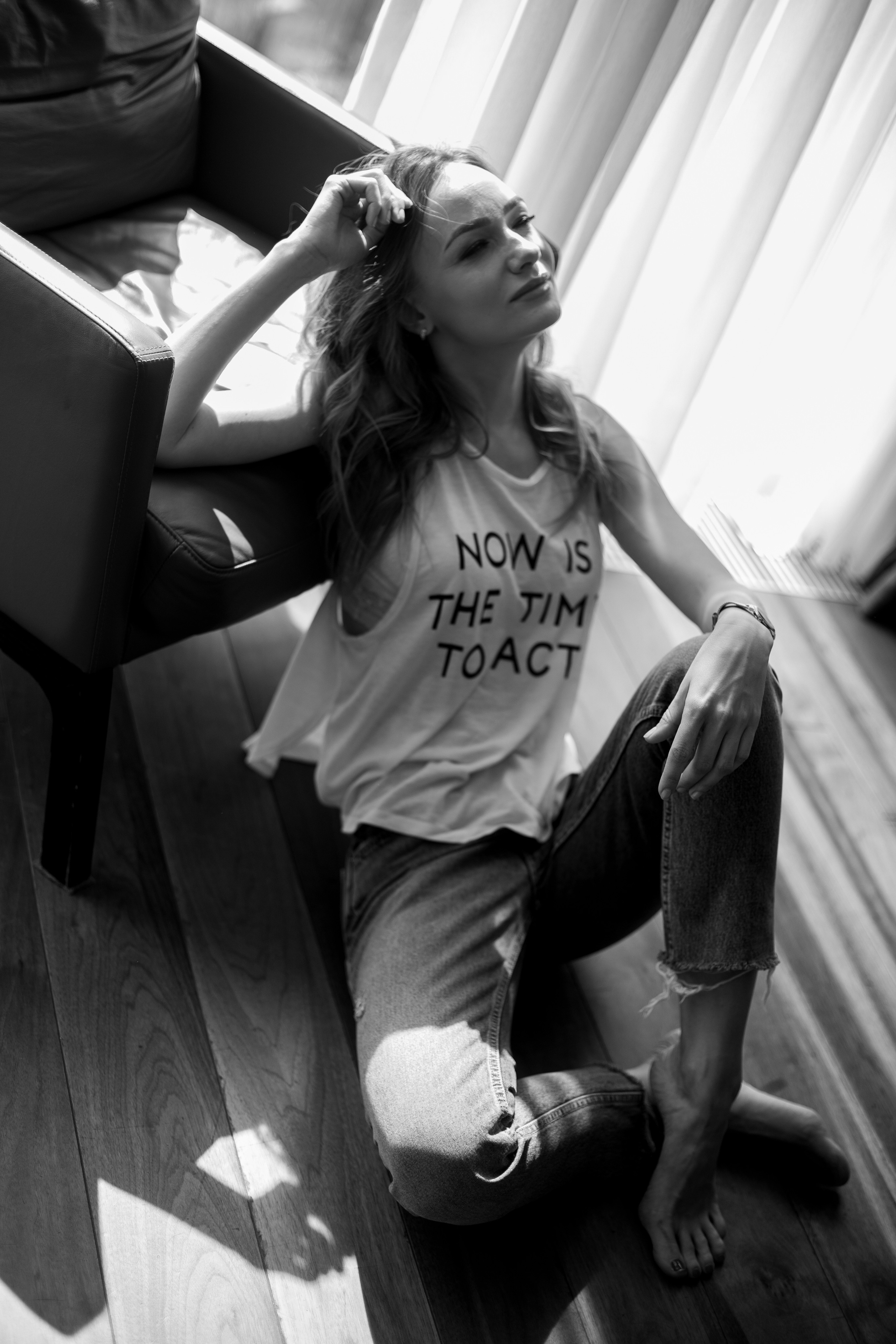 Фотосессия в черно белом стиле, женский черно-белый портрет. Фотограф в Сочи Катя Гончарова