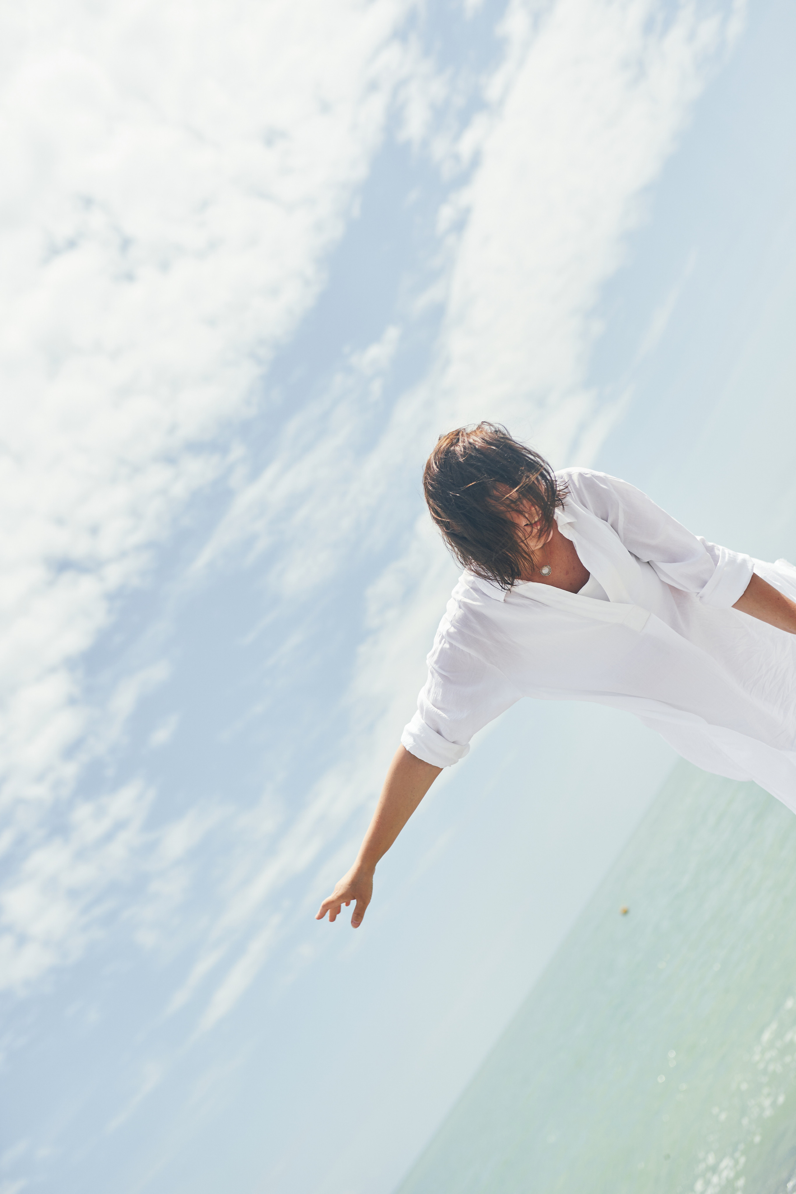 Репортажная съемка женского пикника на берегу Черного моря. Фотограф в Сочи Катя Гончарова